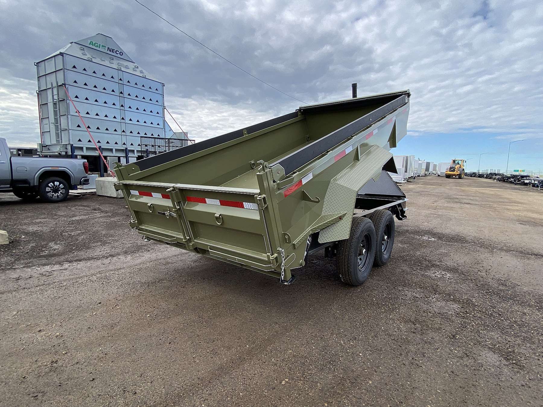 2026 Oasis 7'x14' Telescopic Lift Dump Trailer