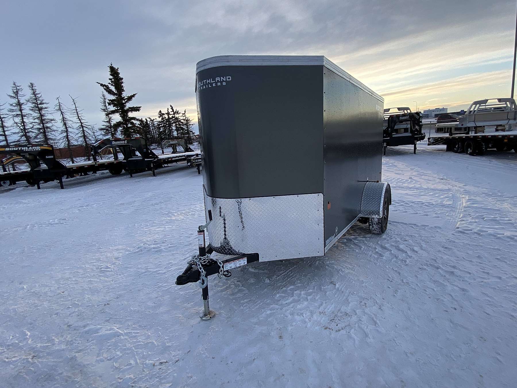 2026 Royal 5'x12' Enclosed Cargo w/ Aluminum Wheels