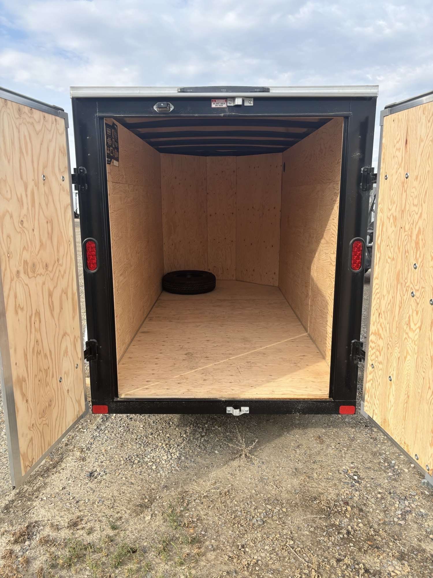 2026 Royal 5'x12' Enclosed Cargo w/ Barn Door