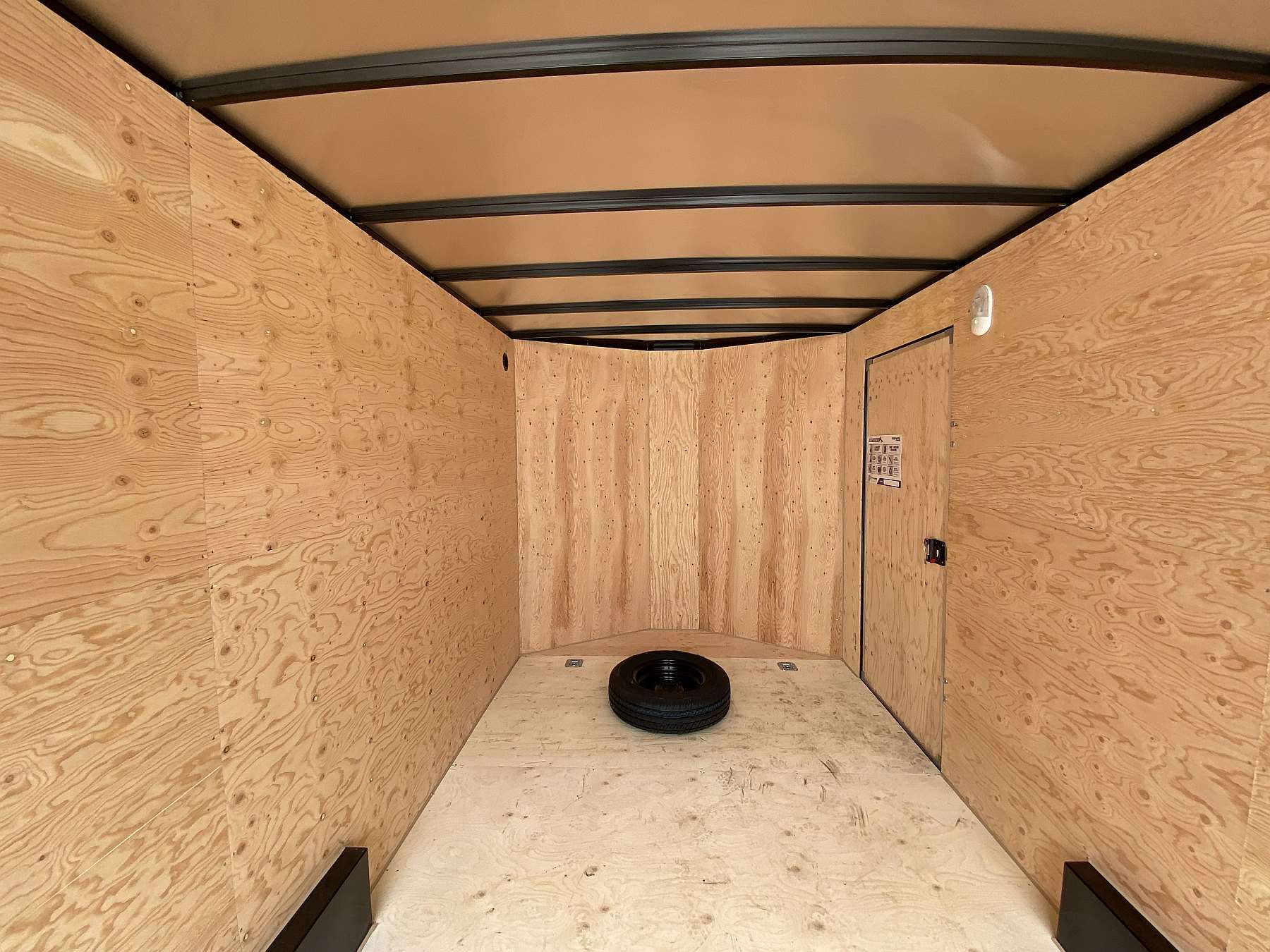 2026 Royal 7.5'x16' Cargo w/ Ramp Door