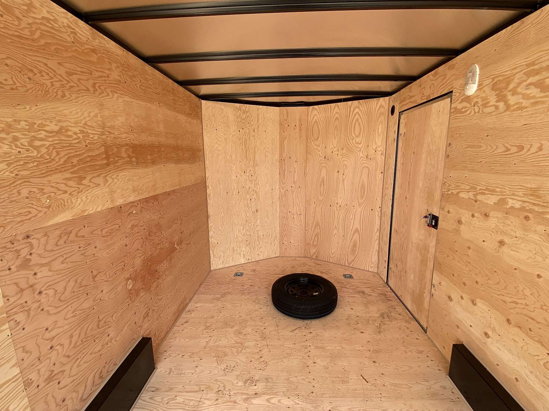 2026 Royal 7.5'x16' Enclosed Cargo Trailer