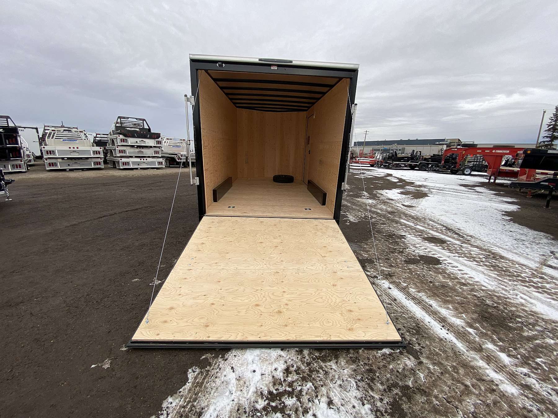 2026 Royal 7.5'x16' Enclosed Cargo Trailer