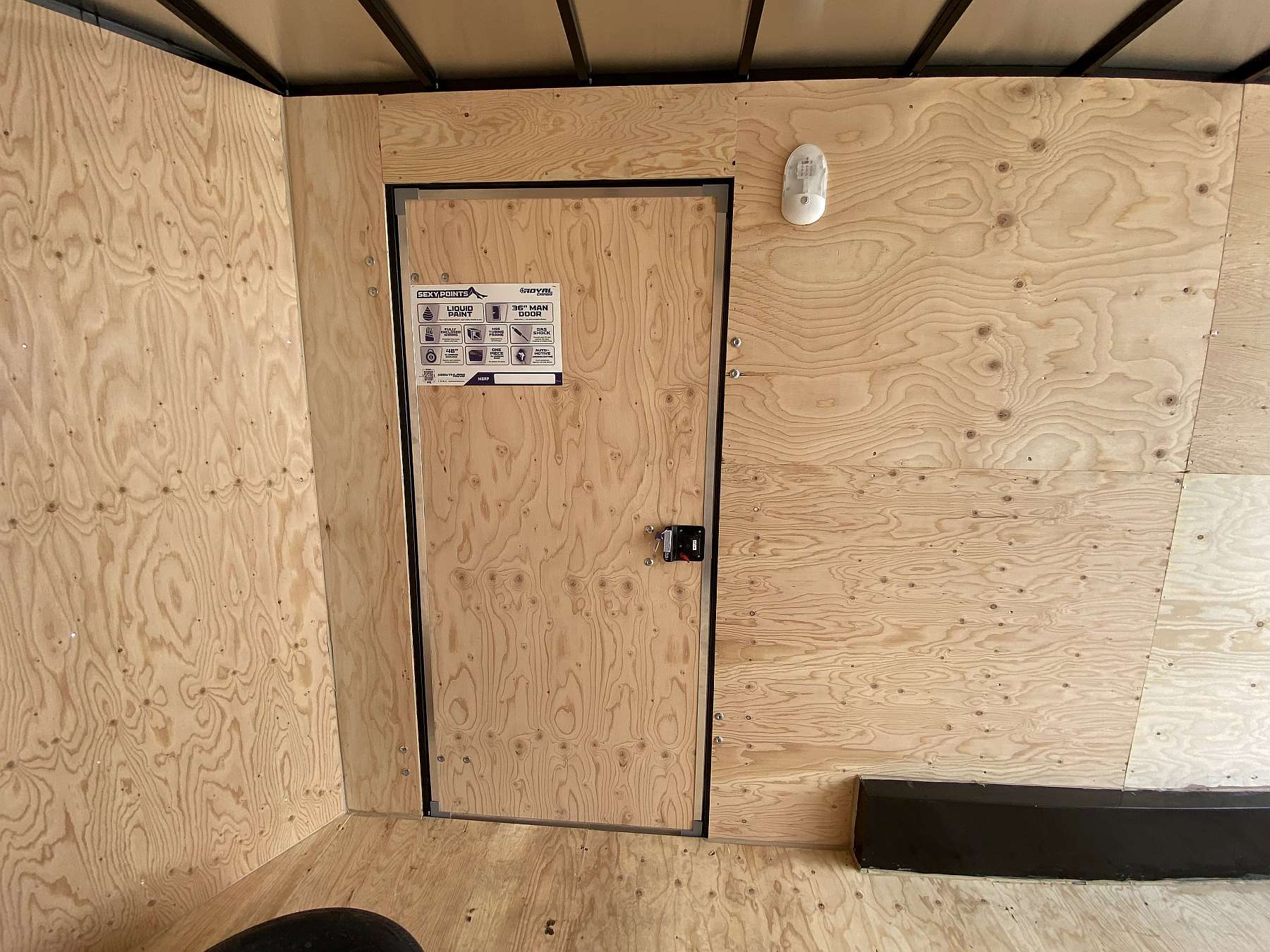2026 Royal 7.5'x16' Enclosed Cargo w/ 16" Center Upgrade