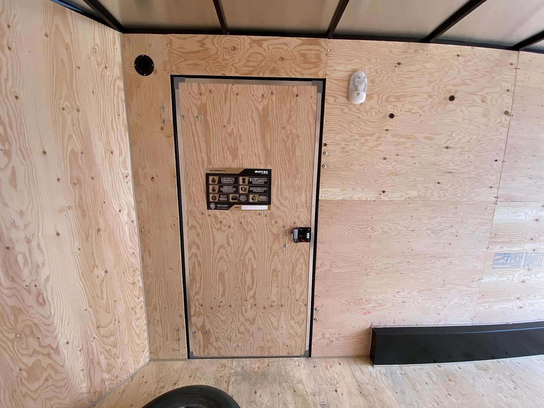 2026 Royal 7.5'x16' Enclosed Cargo w/ Aluminum Wheels