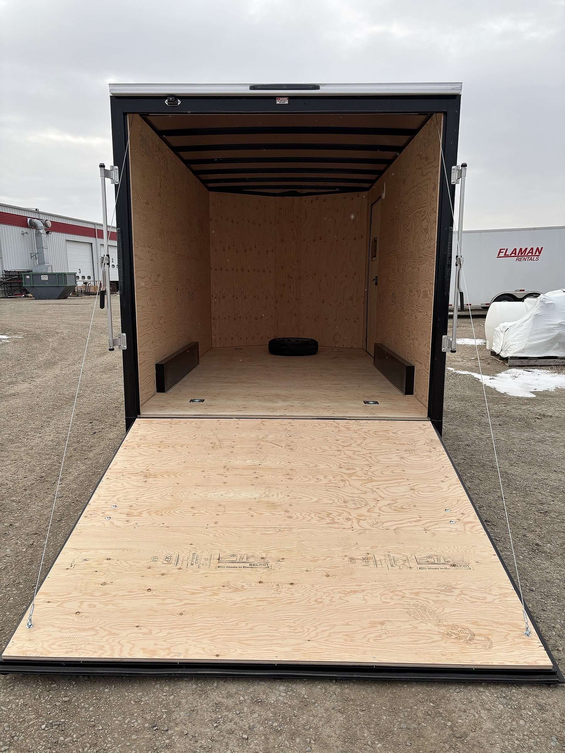 2026 Royal 7.5'x16' Enclosed Cargo w/ Aluminum Wheels