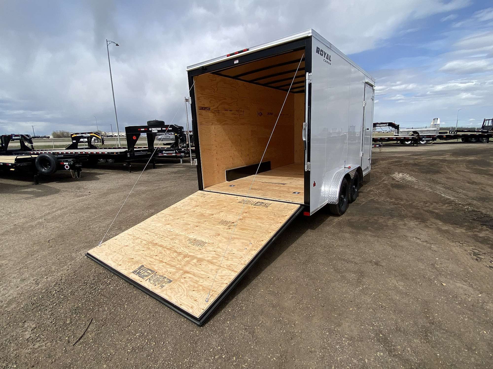 2026 Royal 7.5'x16' Enclosed Cargo w/ Ramp Door