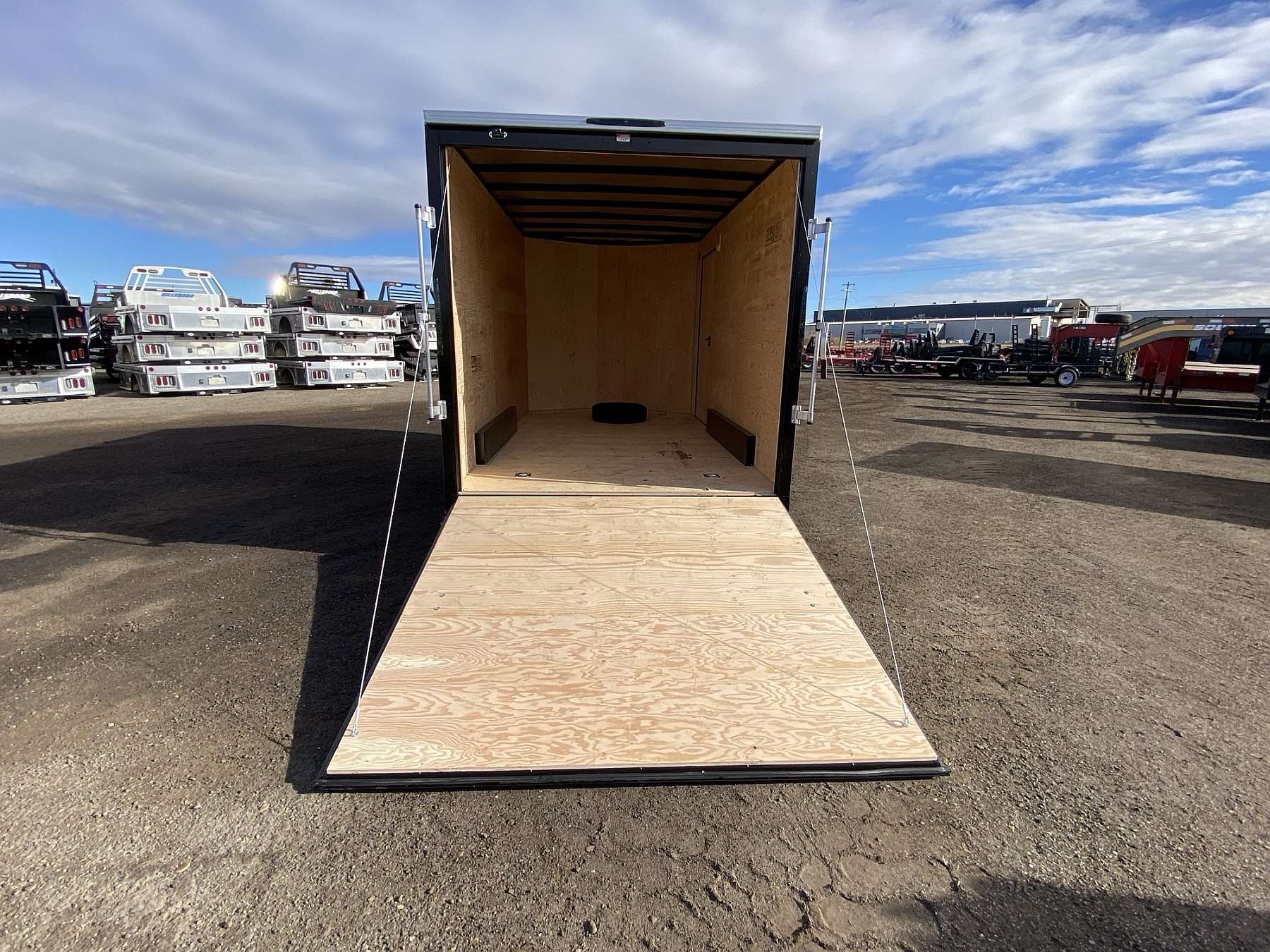 2026 Royal 7.5'x16' Enclosed Cargo w/ Ramp Door