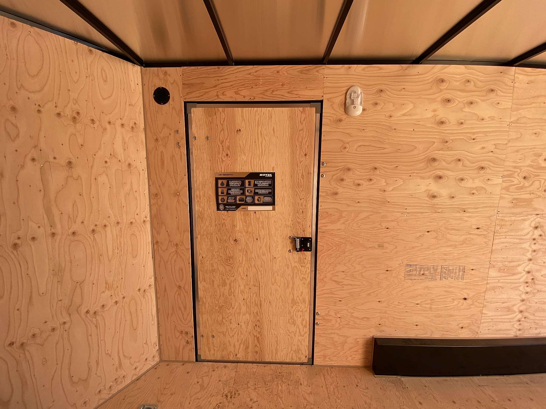 2026 Royal 7.5'x16' Enclosed Cargo w/ Ramp Door