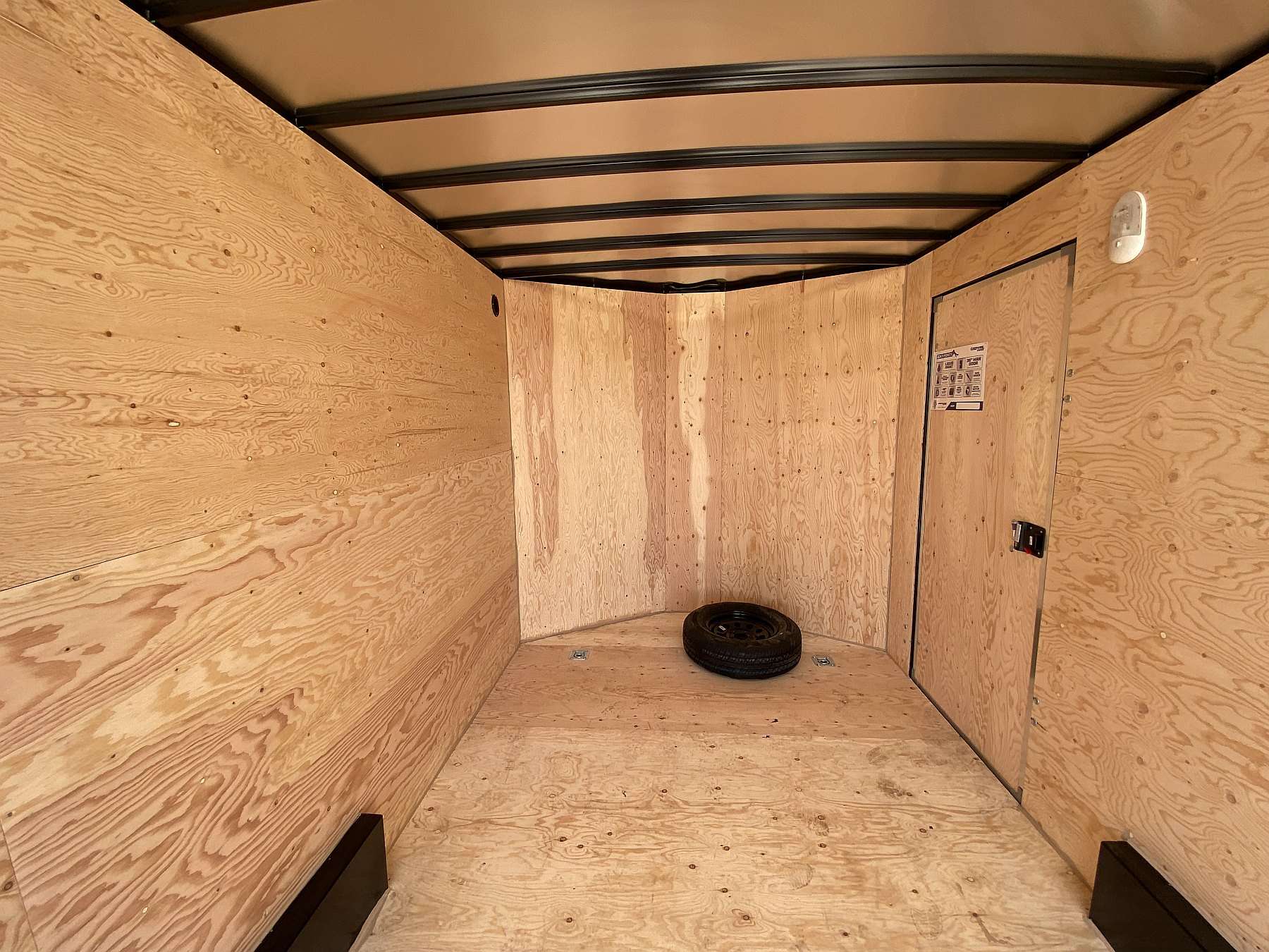 2026 Royal 7.5'x16' Enclosed Cargo w/ Ramp Door