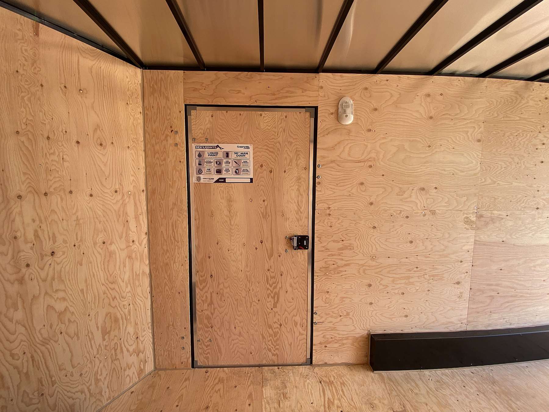 2026 Royal 7.5'x16' Enclosed Cargo w/ Ramp Door