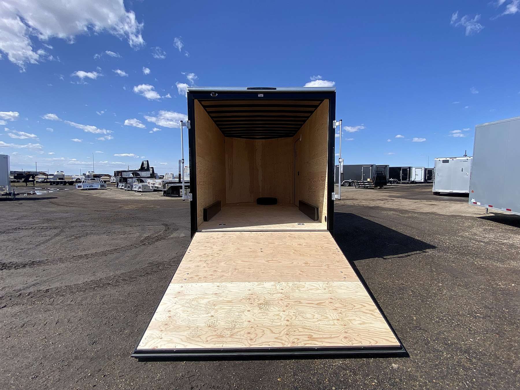 2026 Royal 7.5'x16' Enclosed Cargo w/ Ramp Door