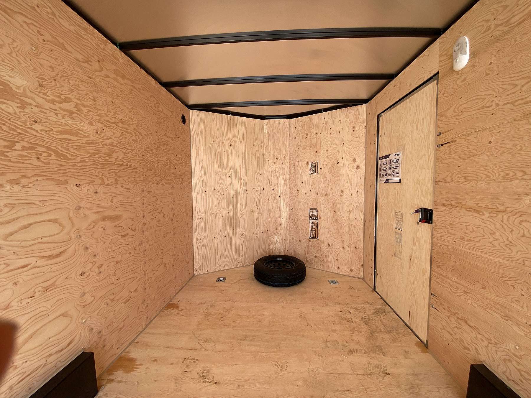 2026 Royal 7.5'x16' Enclosed Trailer w/ Aluminum Wheels