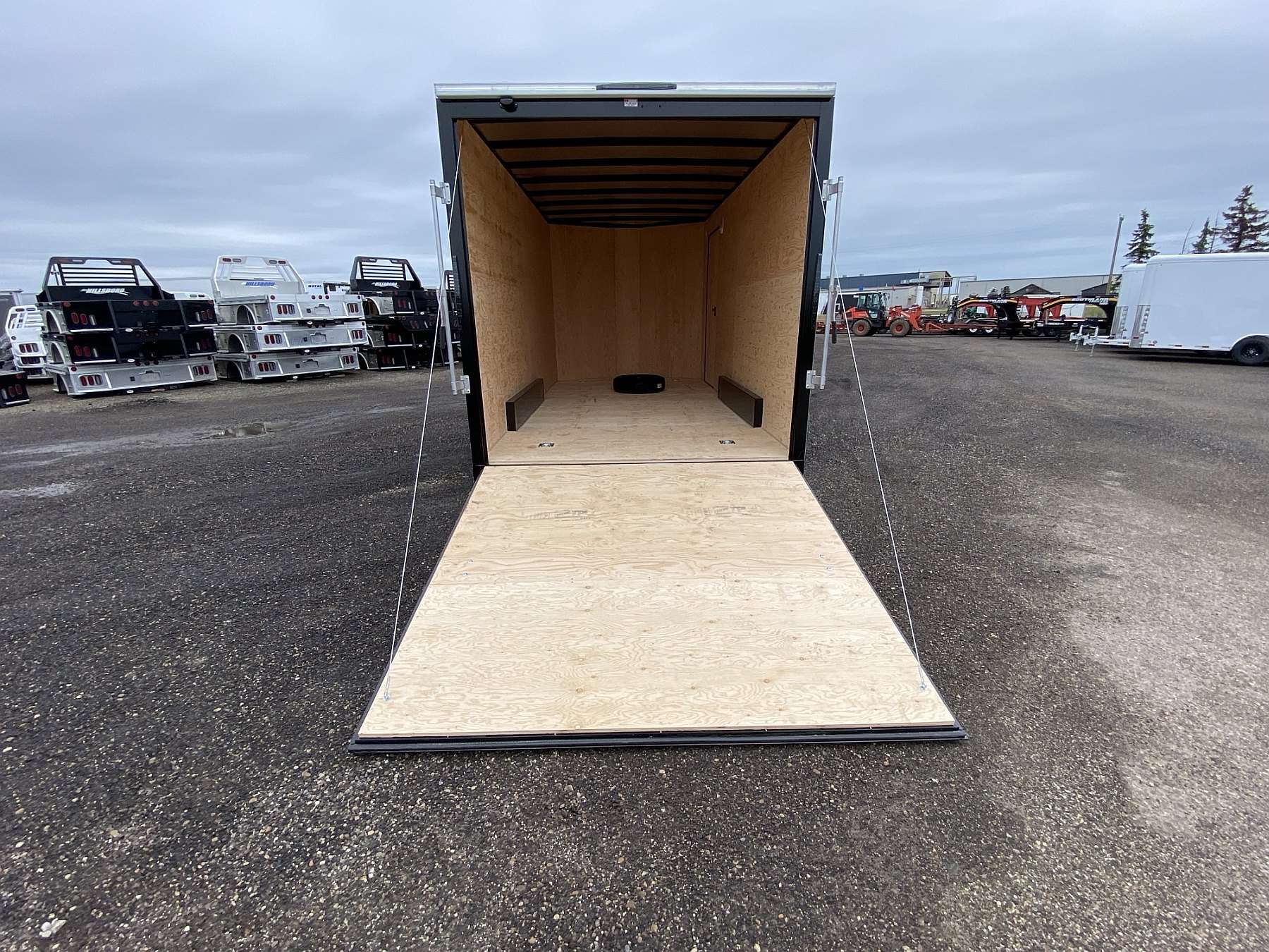 2026 Royal 7.5'x18' Enclosed Cargo Trailer