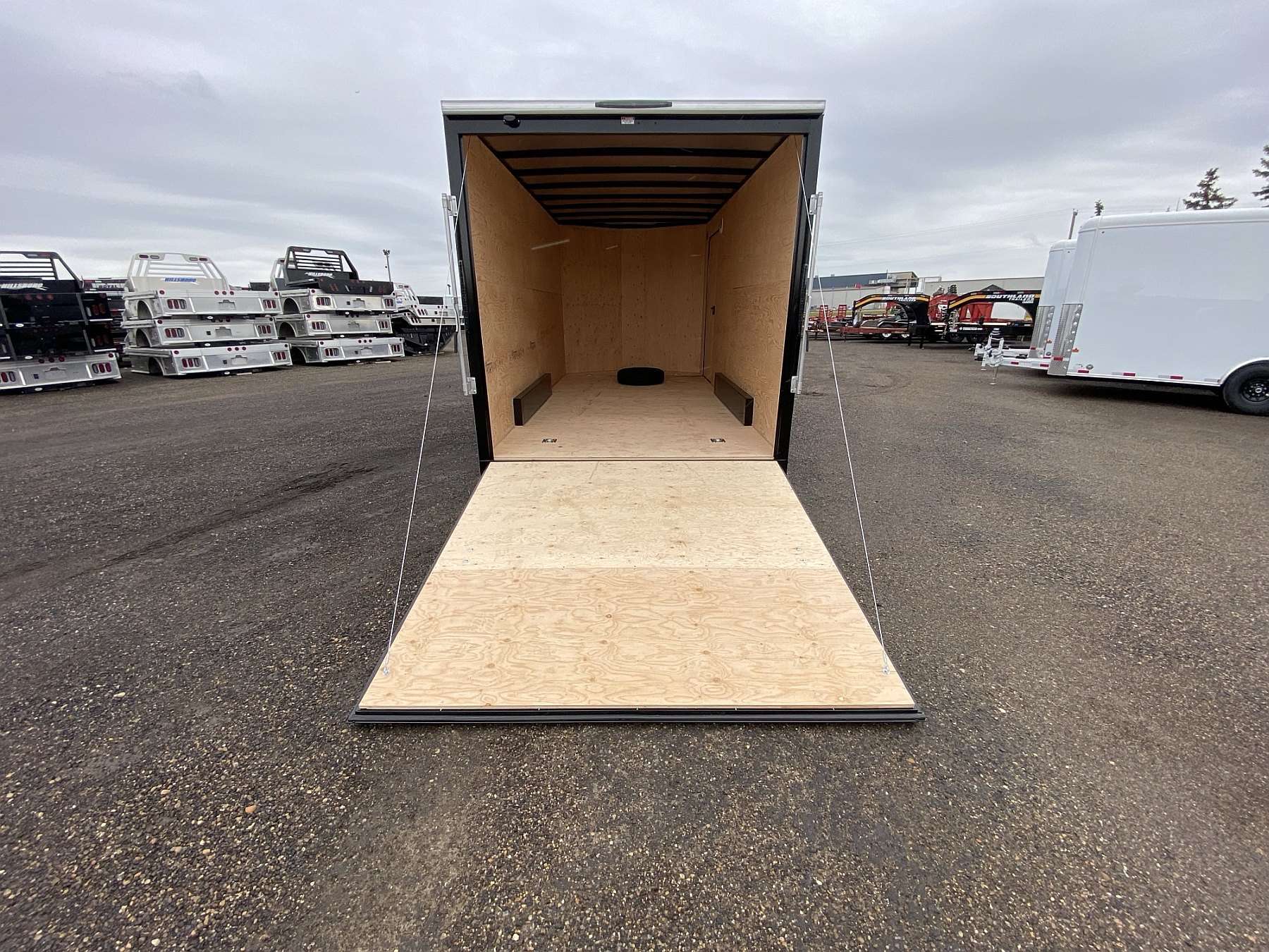 2026 Royal 7.5'x18' Enclosed Cargo Trailer
