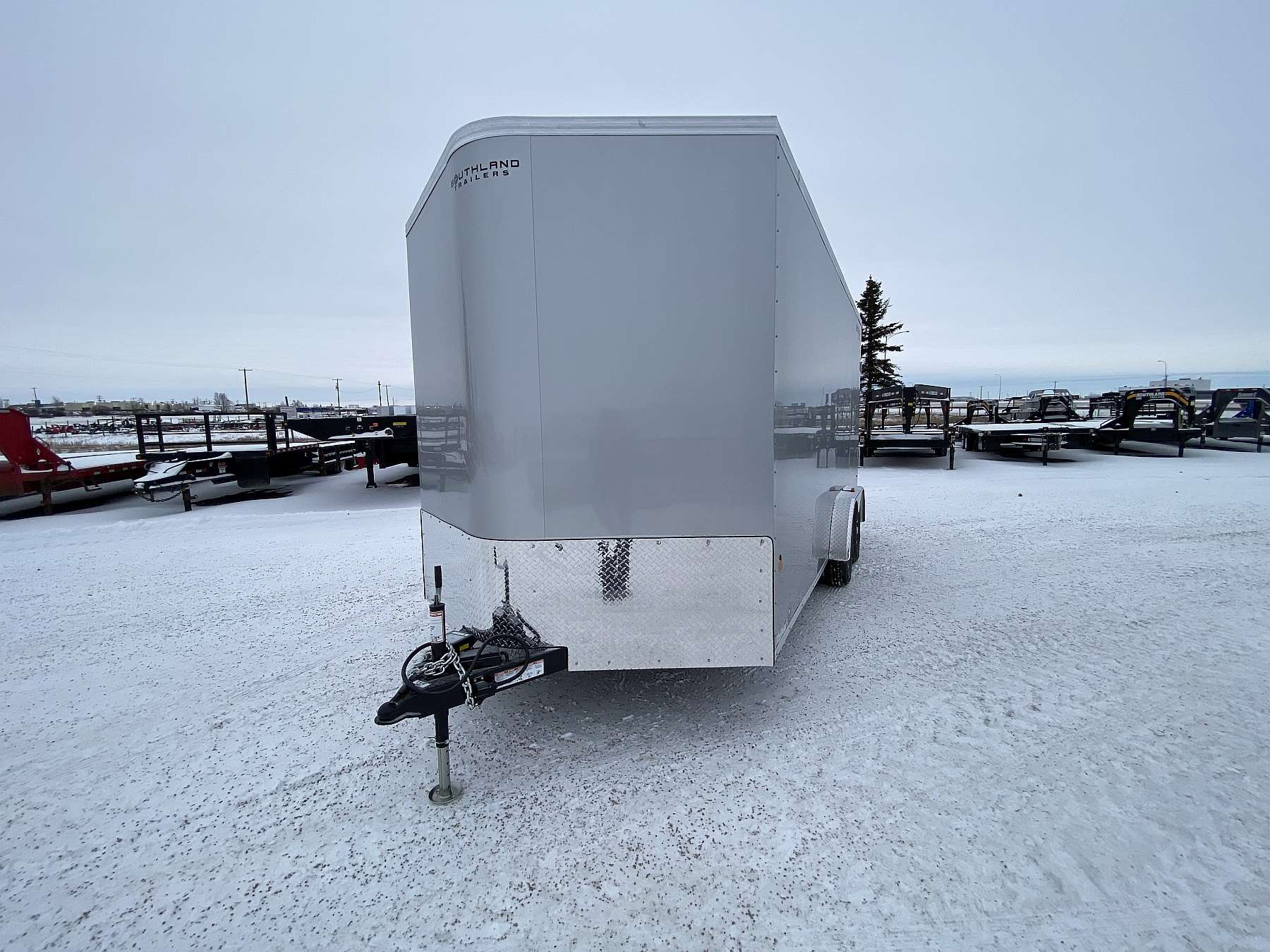 2026 Royal 7.5'x18' Enclosed Cargo w/ Aluminum Wheels