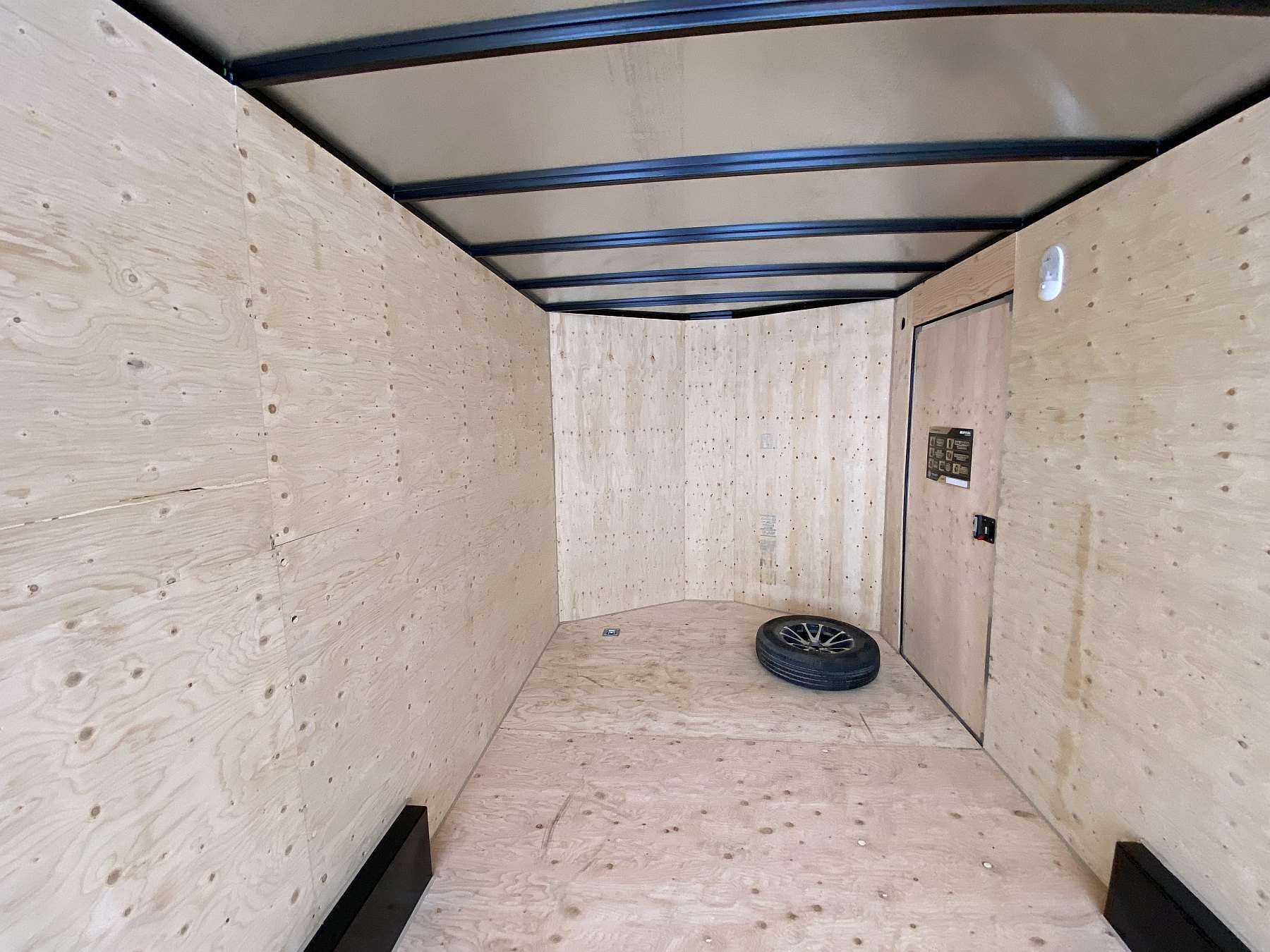 2026 Royal 7.5'x18' Enclosed Cargo w/ Aluminum Wheels