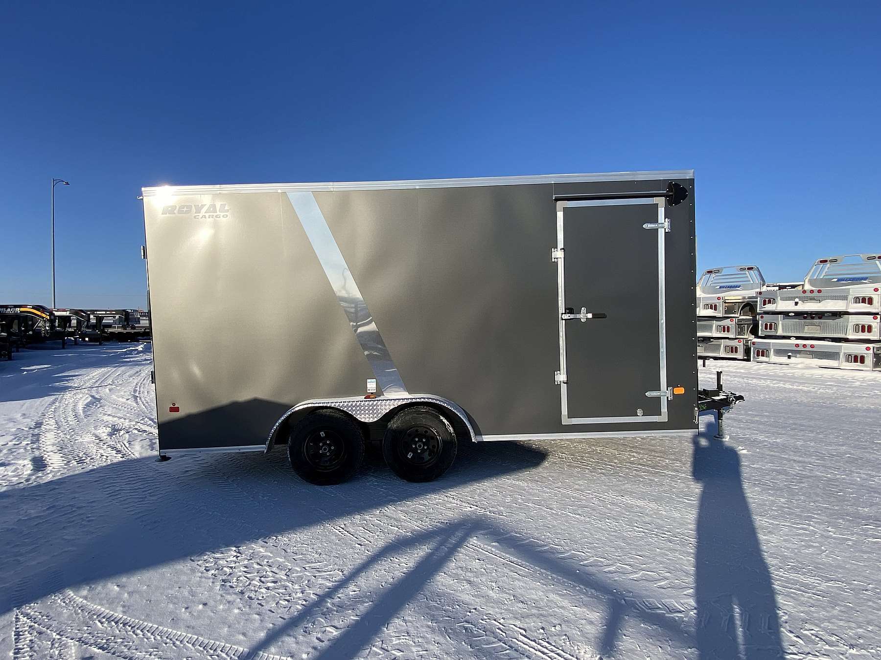 2026 Royal 7.5'x18' Enclosed Cargo w/ Chrome Slash