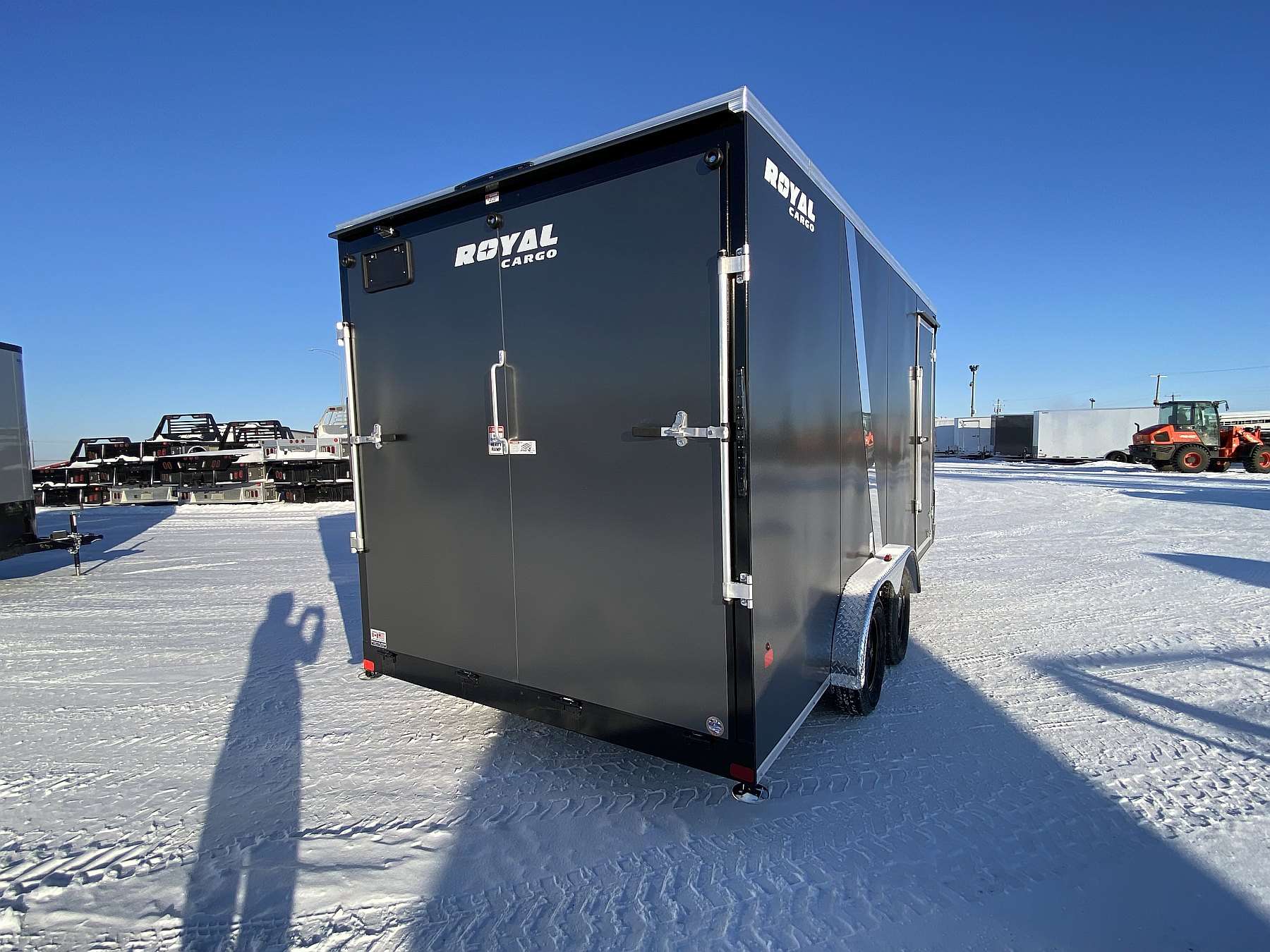 2026 Royal 7.5'x18' Enclosed Cargo w/ Chrome Slash