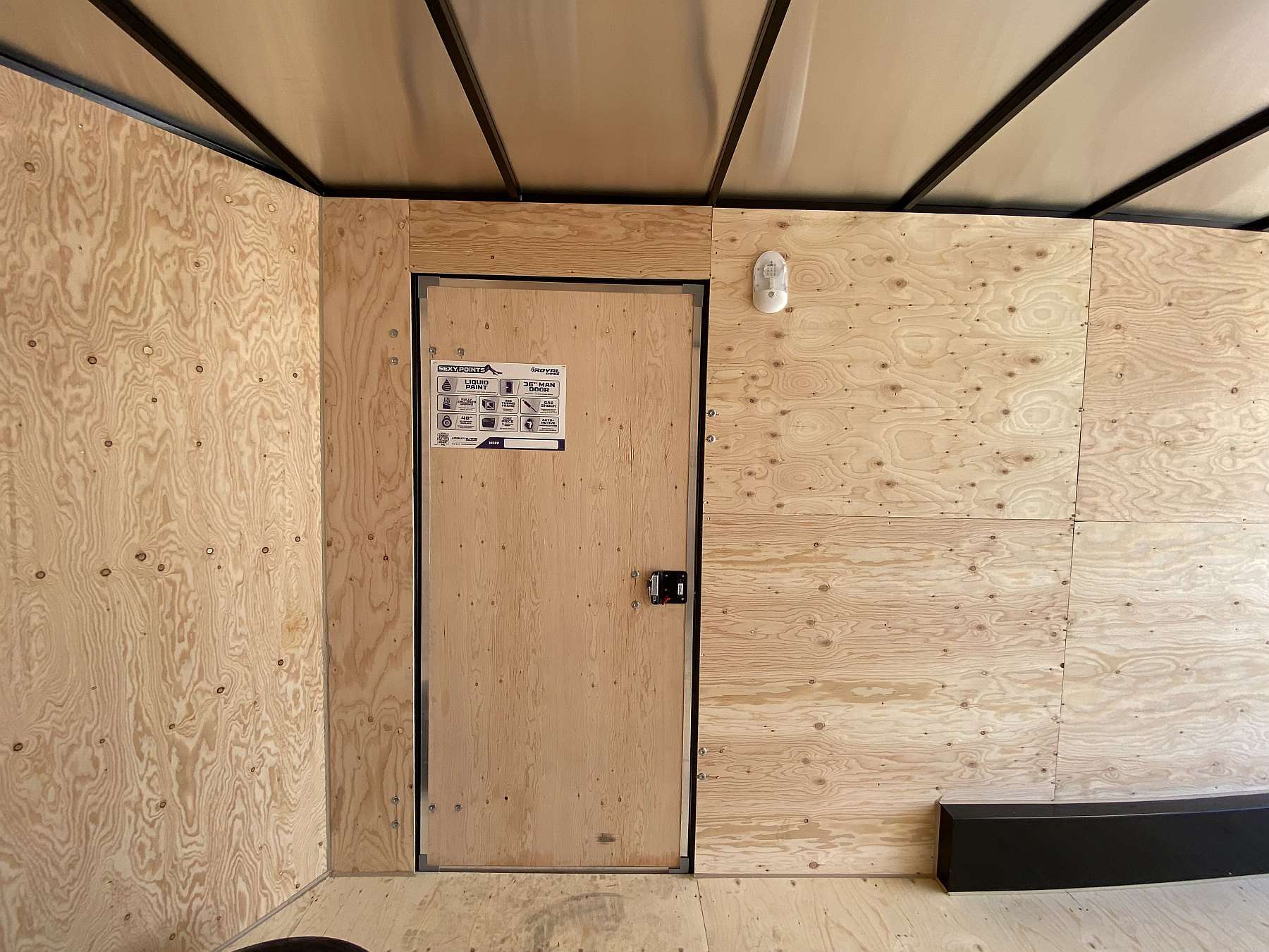 2026 Royal 7.5'x18' Enclosed Cargo w/ Ramp
