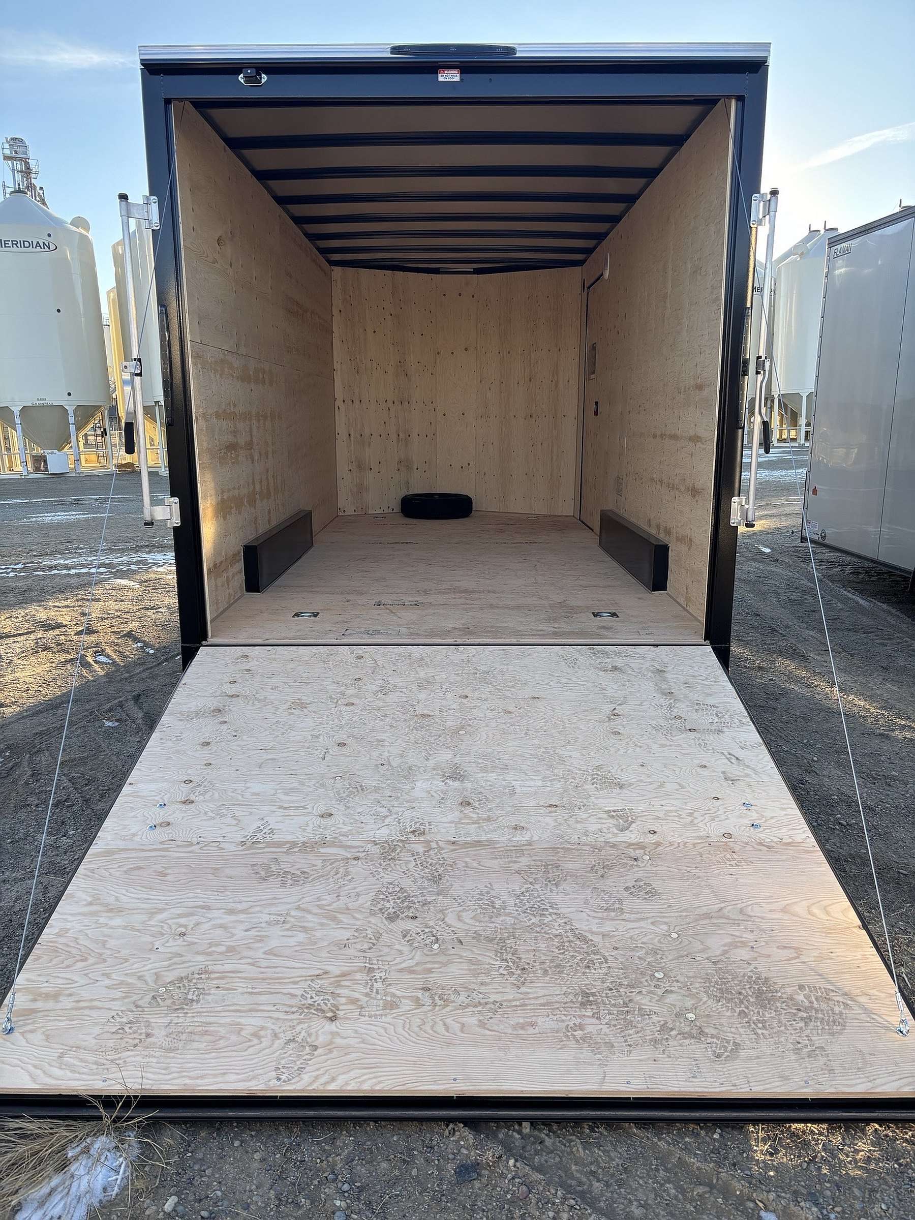 2026 Royal 7.5'x18' Enclosed Cargo w/ Ramp Door