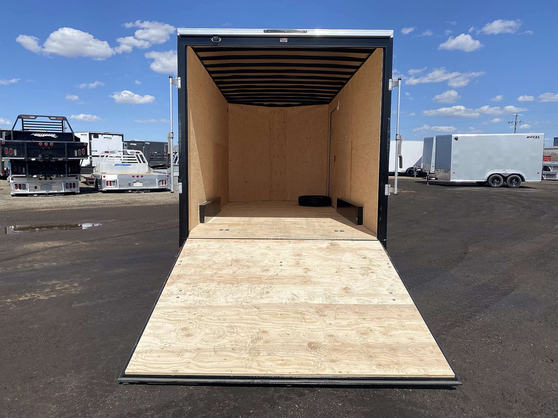 2026 Royal 7.5'x18' Enclosed Cargo w/ Ramp Door