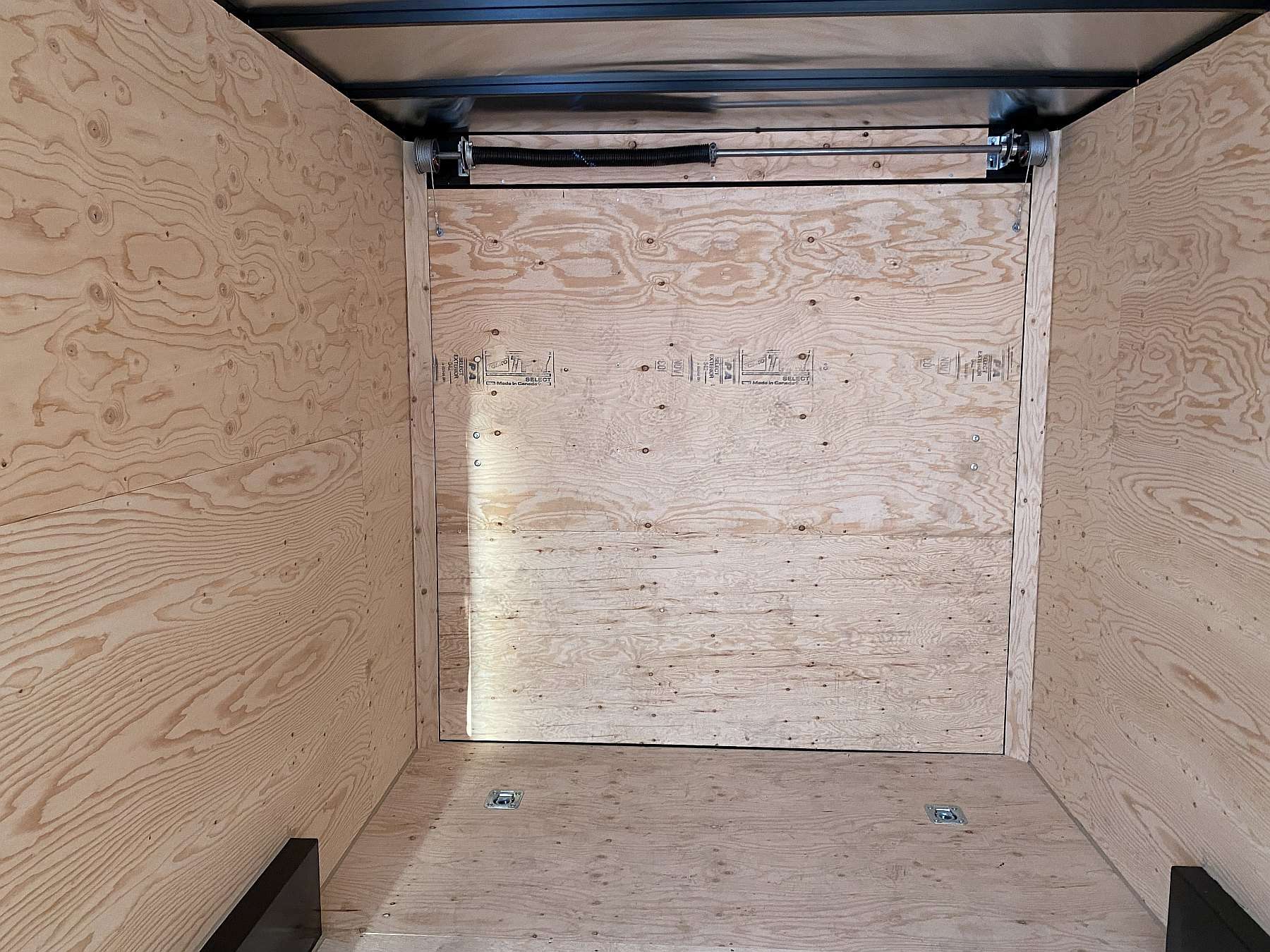 2026 Royal 7.5'x20' Cargo w/ Aluminum Wheels & Axle Upgrade