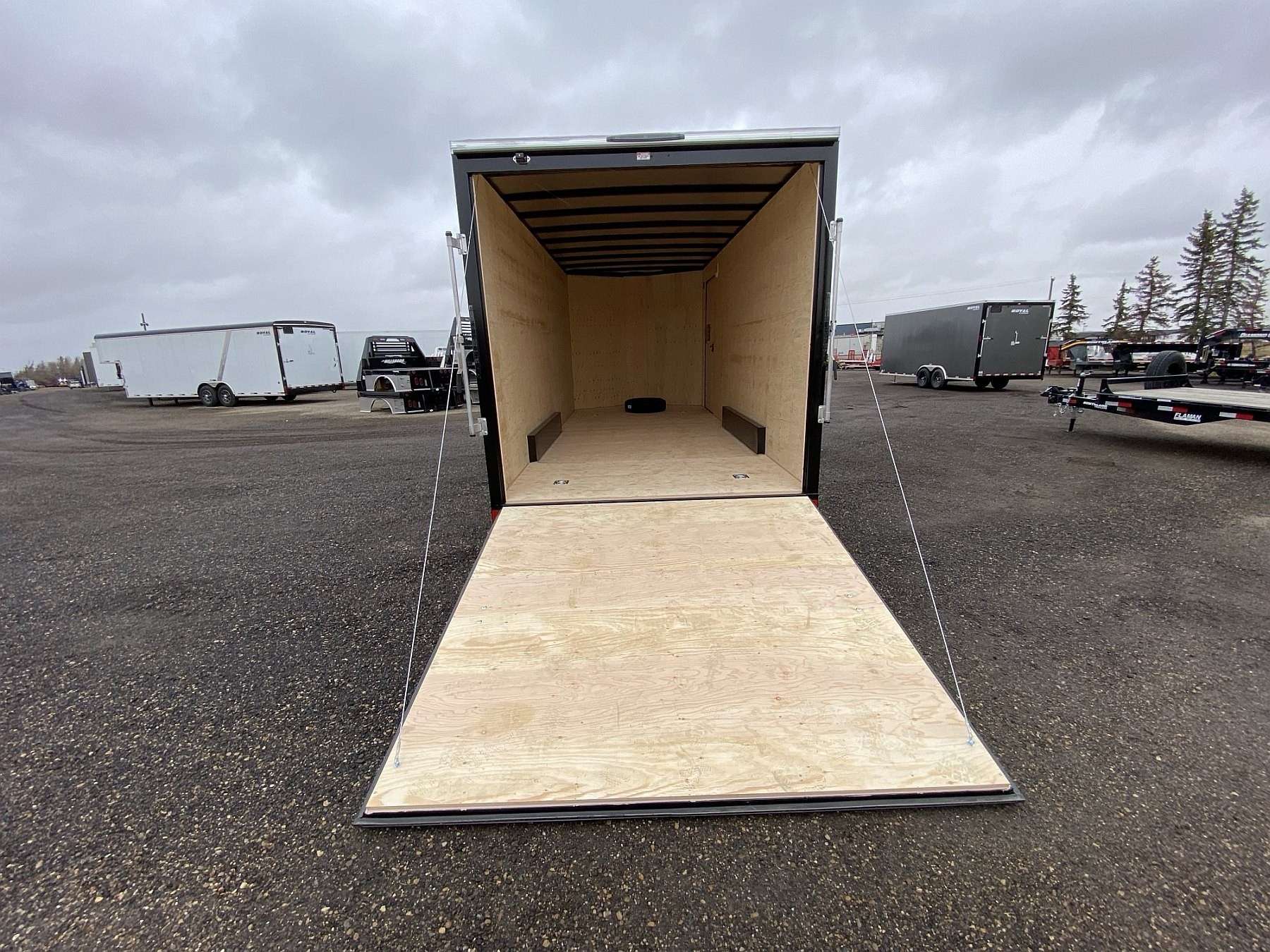 2026 Royal 7.5'x20' Enclosed Cargo Trailer