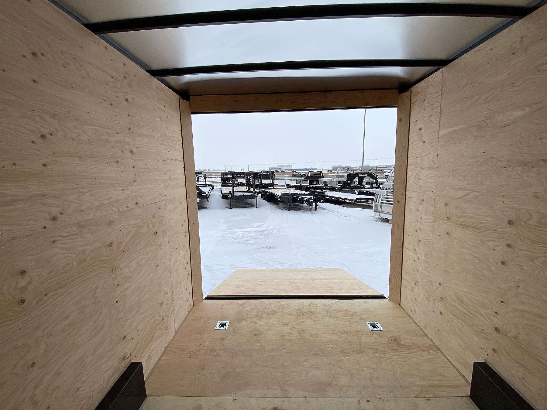 2026 Royal 7.5'x20' Enclosed Cargo w/ Ramp Door