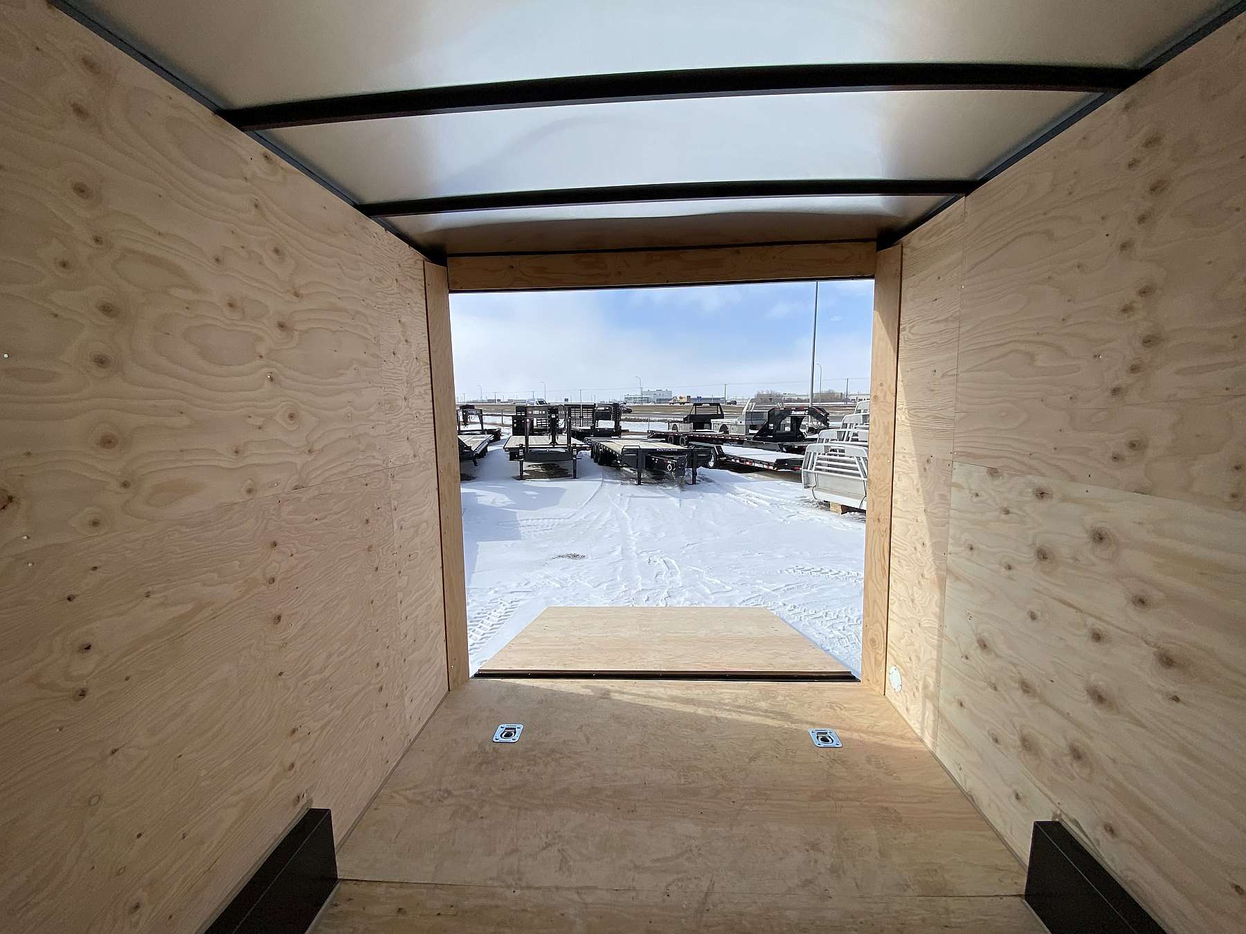 2026 Royal 7.5'x20' Enclosed Cargo w/ Ramp Door