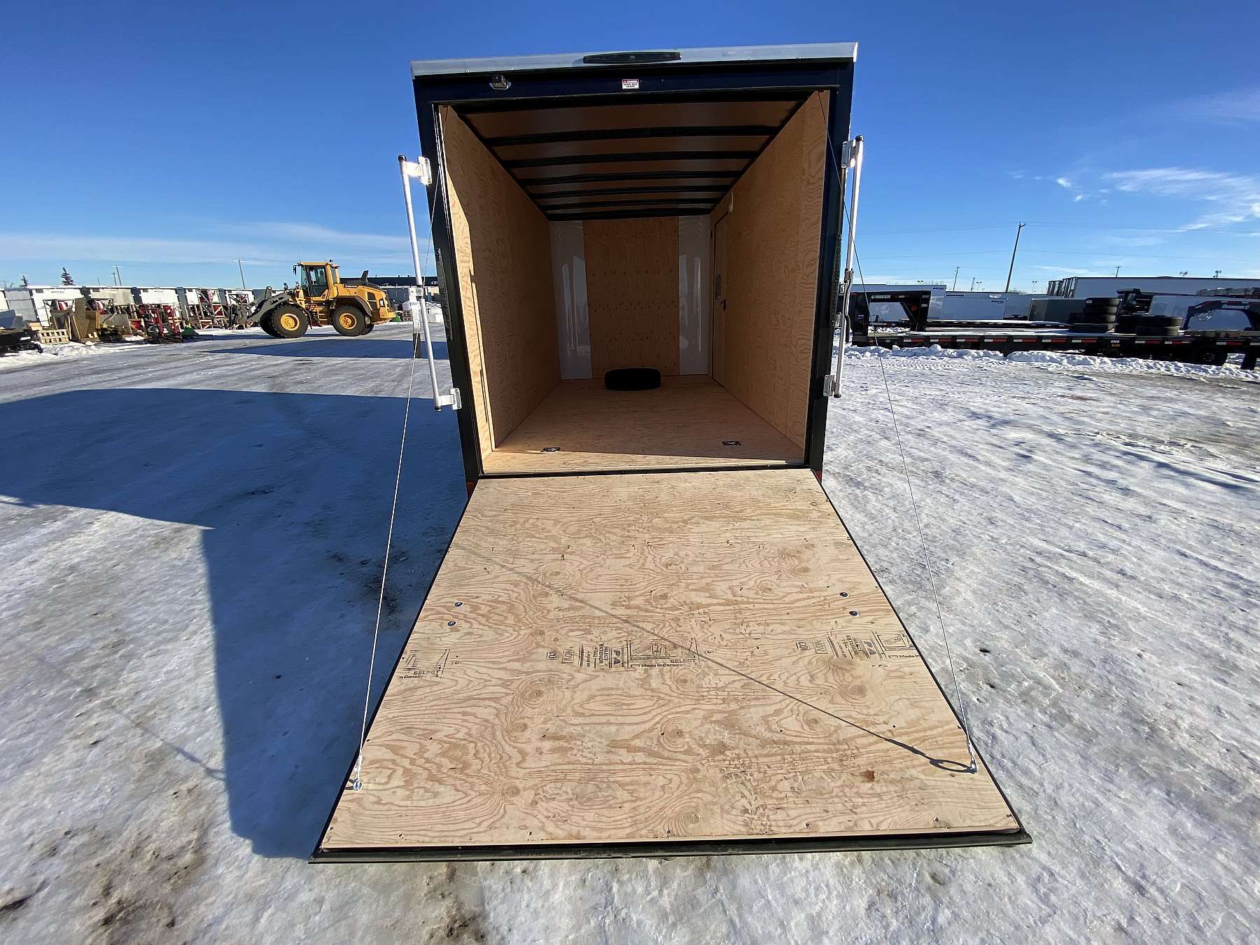 2026 Royal 7'x14' Enclosed Flat Front Cargo Trailer