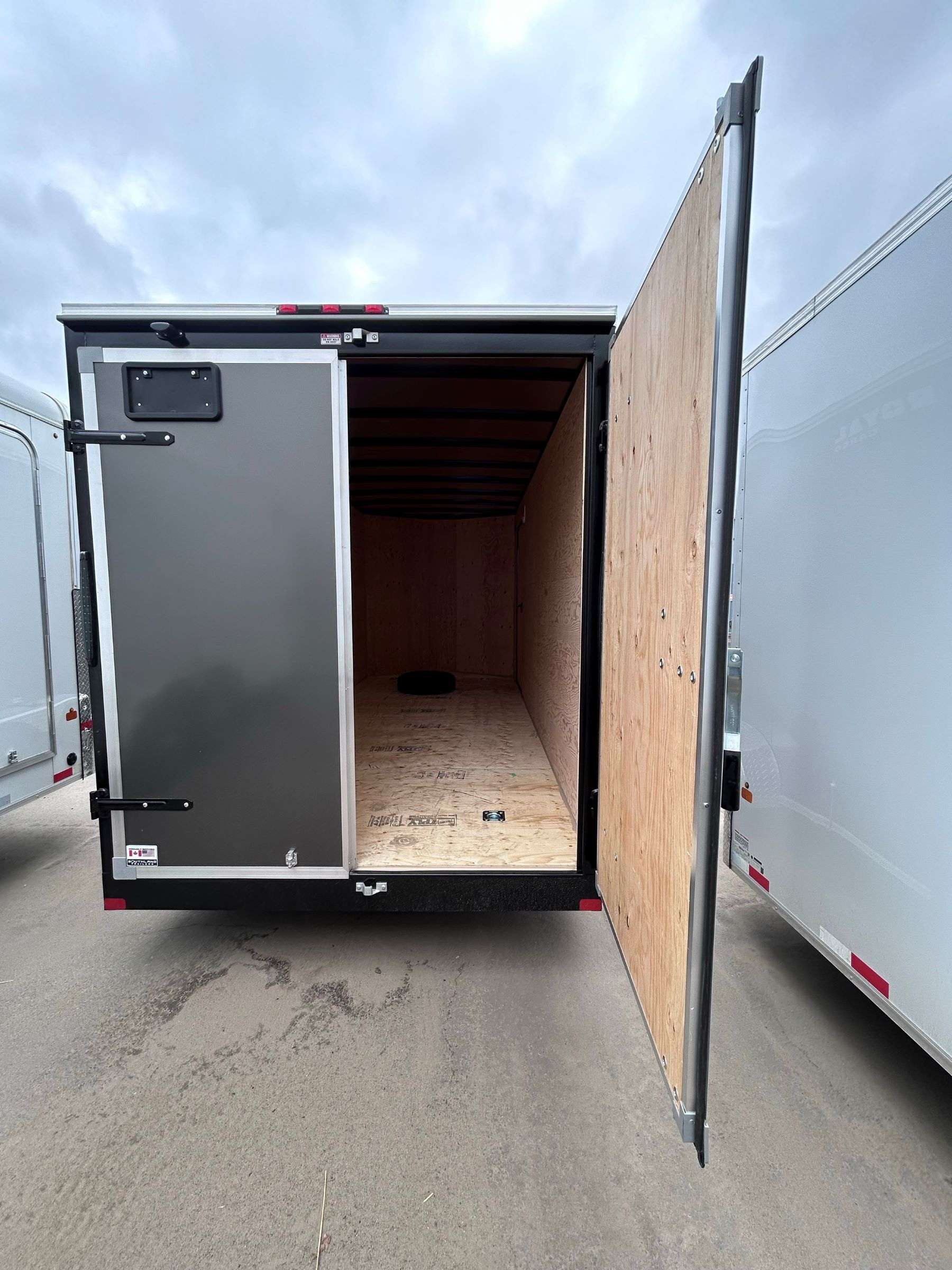 2026 Royal 7'x16' Enclosed Cargo w/ Barn Door