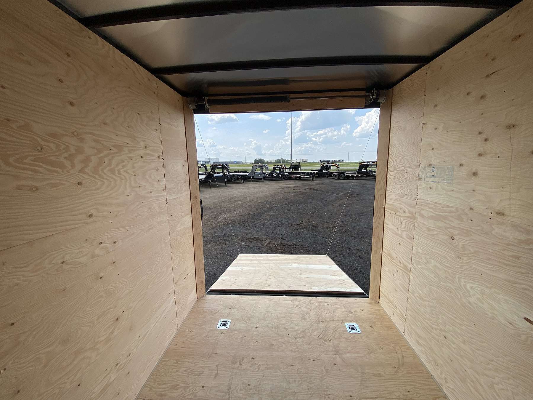 2026 Royal 7'x16' Enclosed Cargo w/ Blackout Package