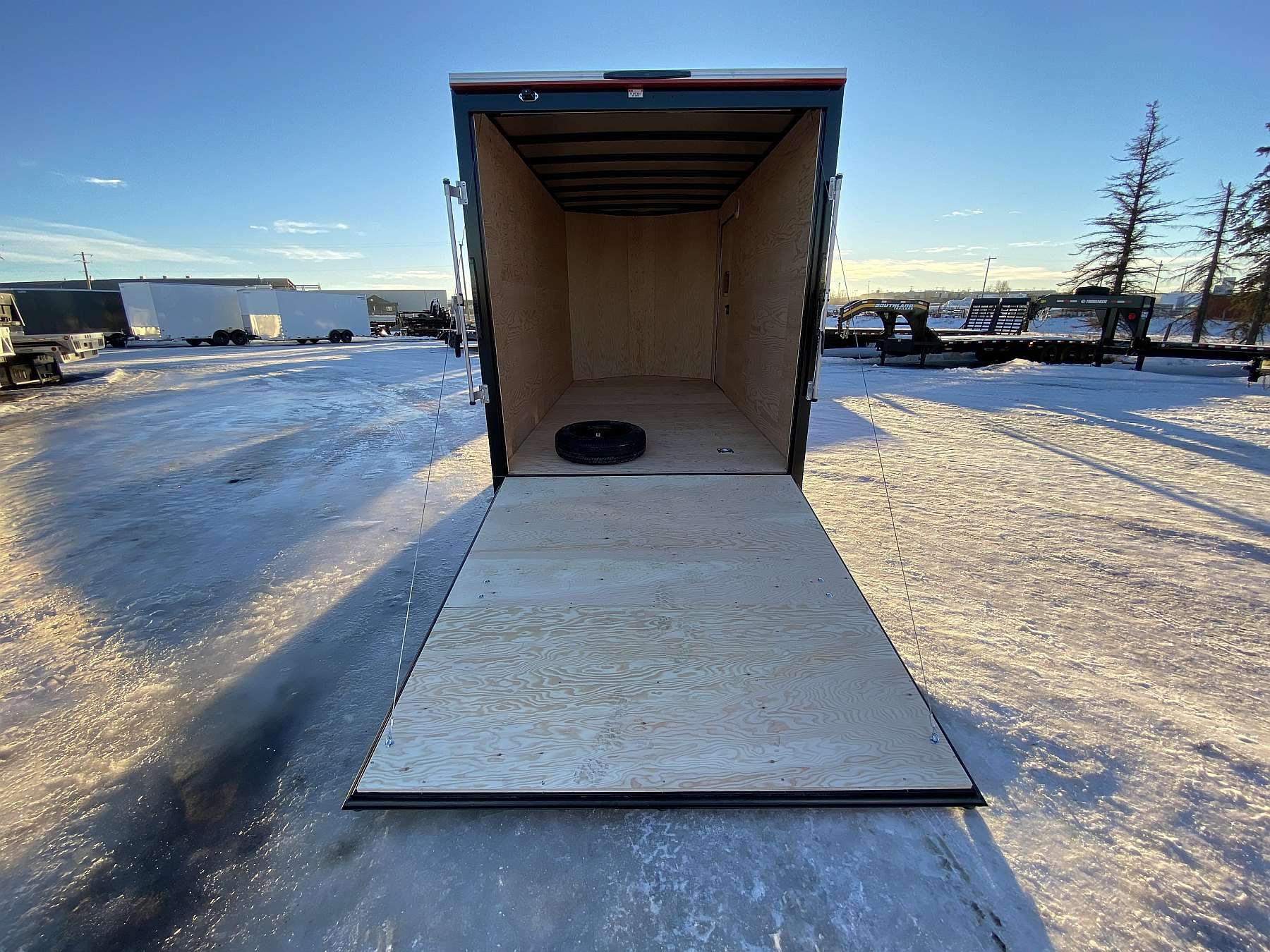 2026 Royal 7'x16' Enclosed Cargo w/ Ramp Door