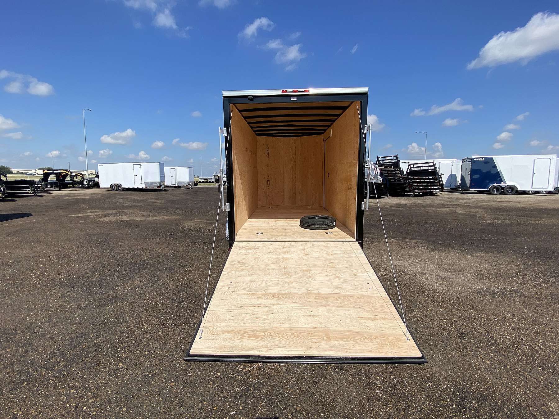 2026 Royal 7'x16' Enclosed Cargo w/ Ramp Door