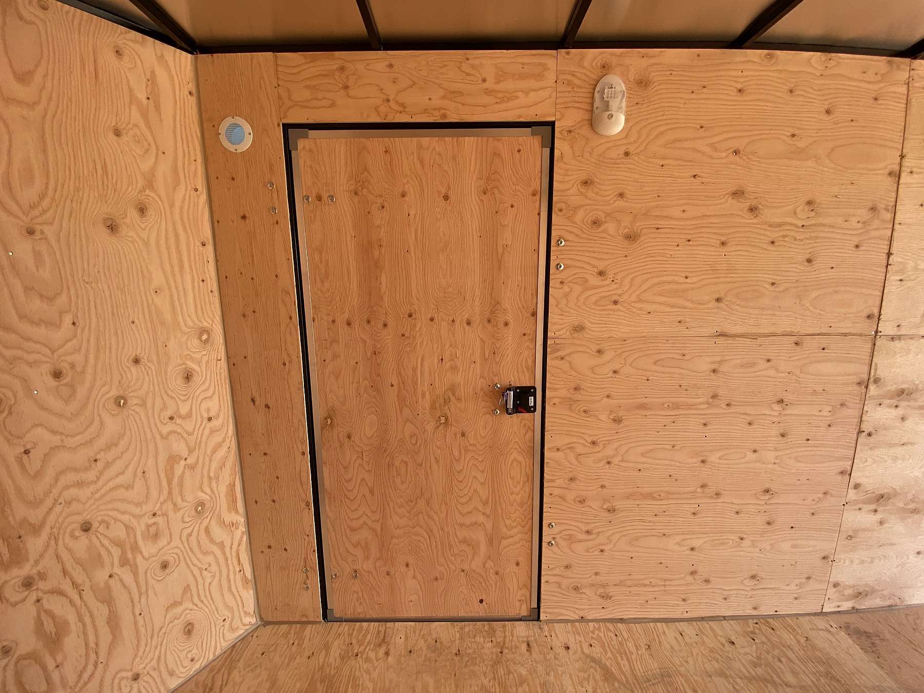 2026 Royal 7'x18' Enclosed Cargo Trailer w/ Axle Upgrade