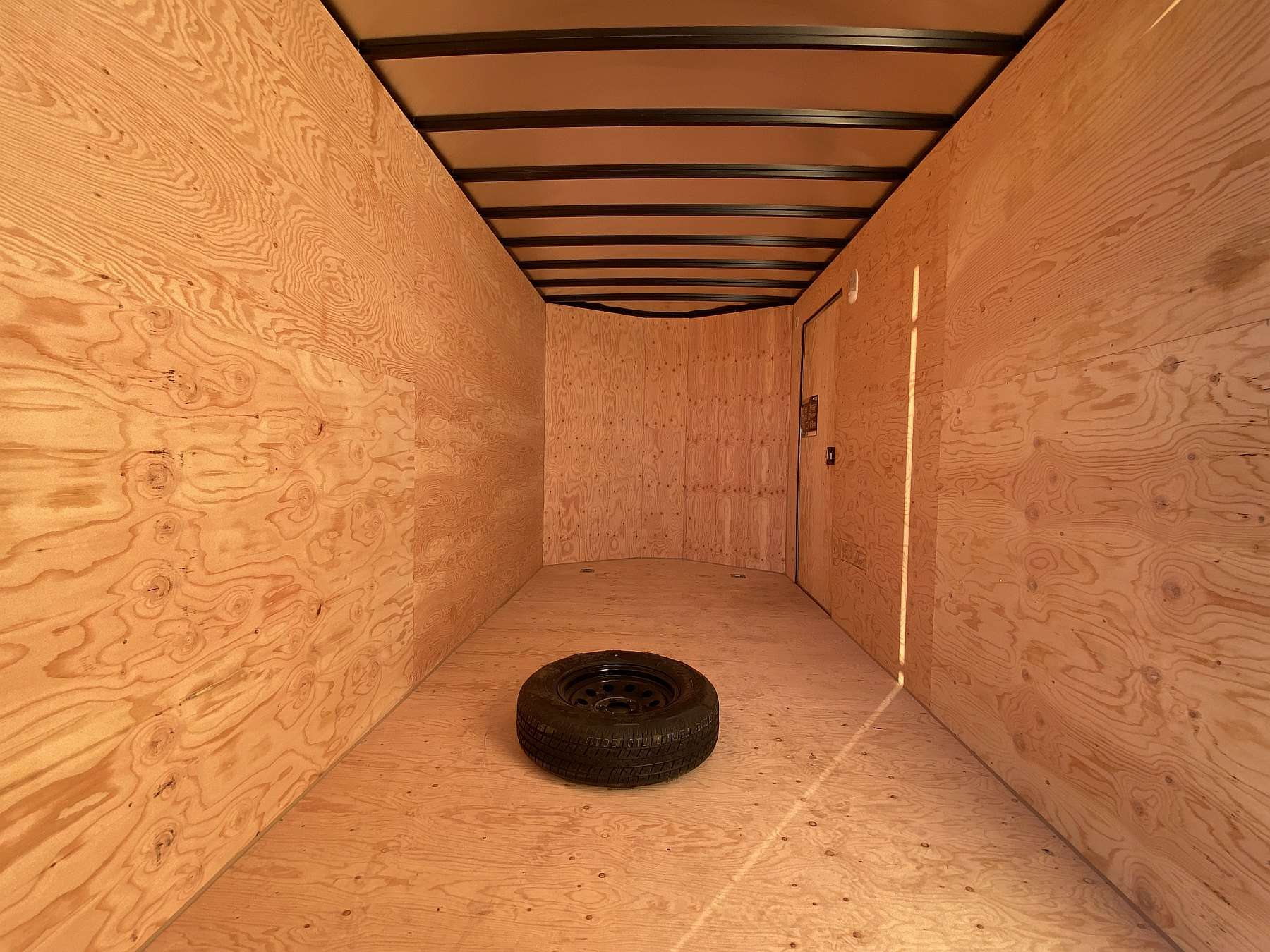 2026 Royal 7'x18' Enclosed Cargo w/ Barn Door