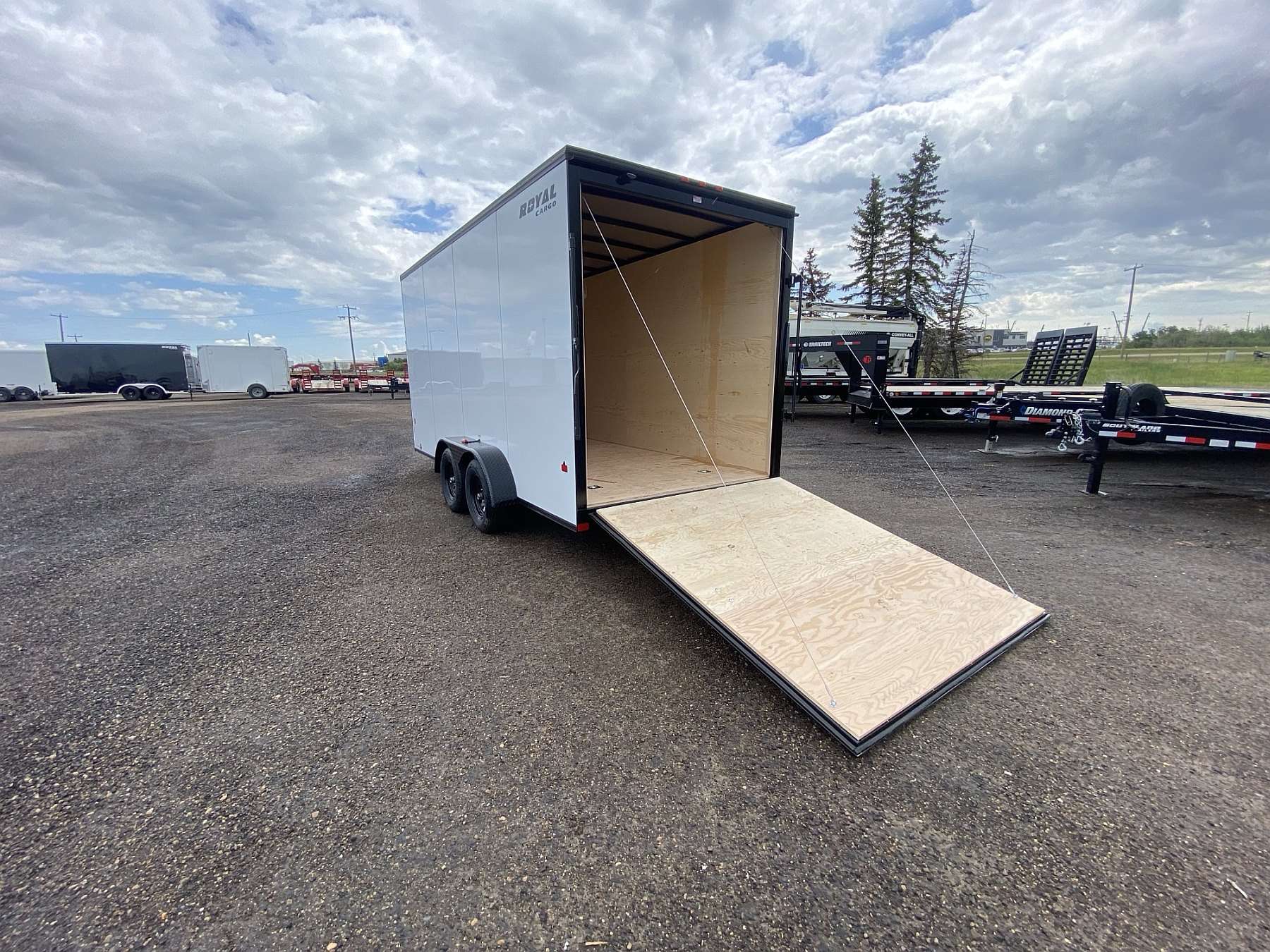 2026 Royal 7'x18' Enclosed Cargo w/ Blackout Package