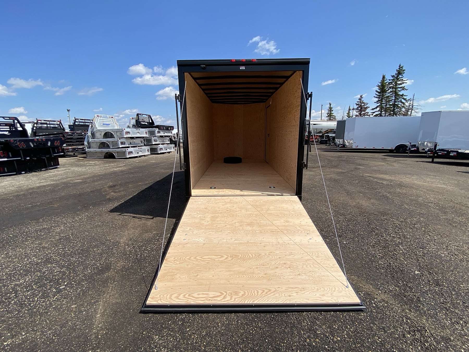 2026 Royal 7'x18' Enclosed Cargo w/ Blackout Package