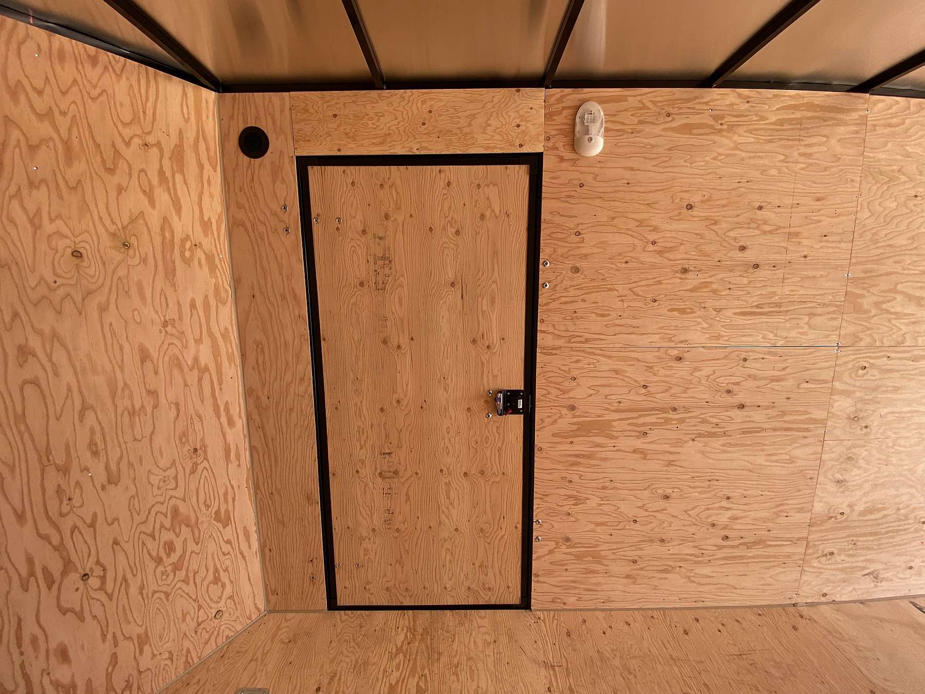 2026 Royal 7'x18' Enclosed Cargo w/ Blackout Package