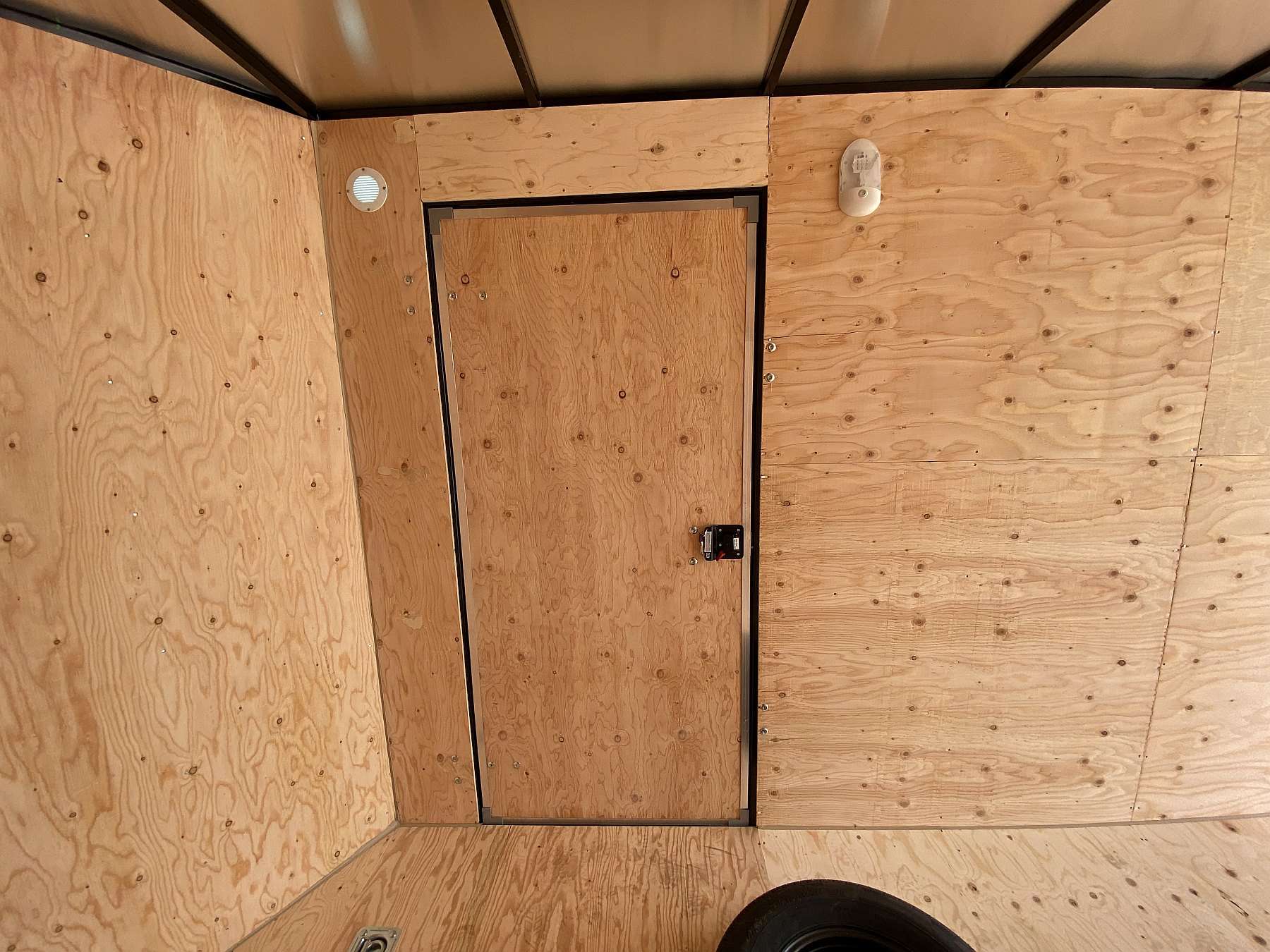 2026 Royal 7'x18' Enclosed Cargo w/ Ramp Door