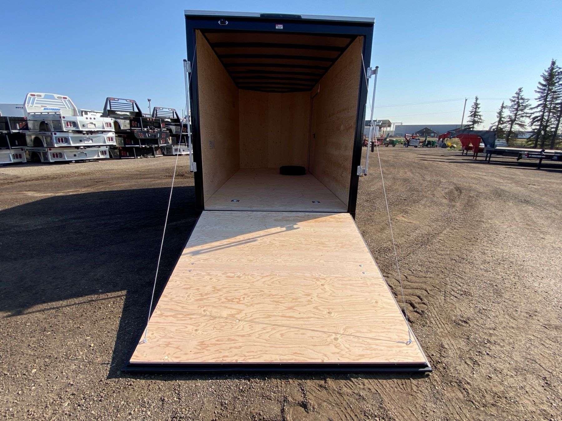 2026 Royal 7'x18' Enclosed Cargo w/ Ramp Door