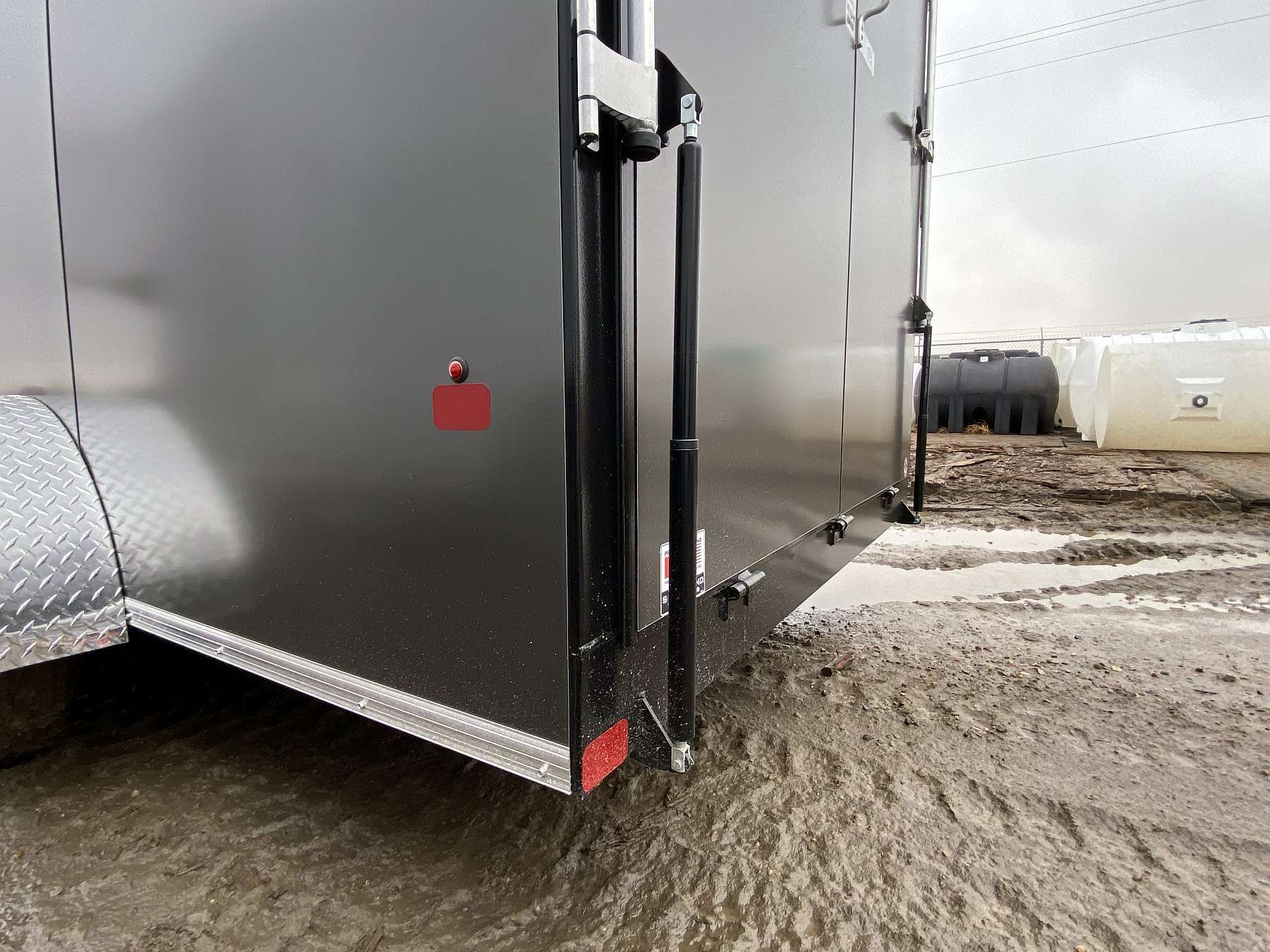 2026 Royal 7'x18' Enclosed Cargo w/ Ramp Door