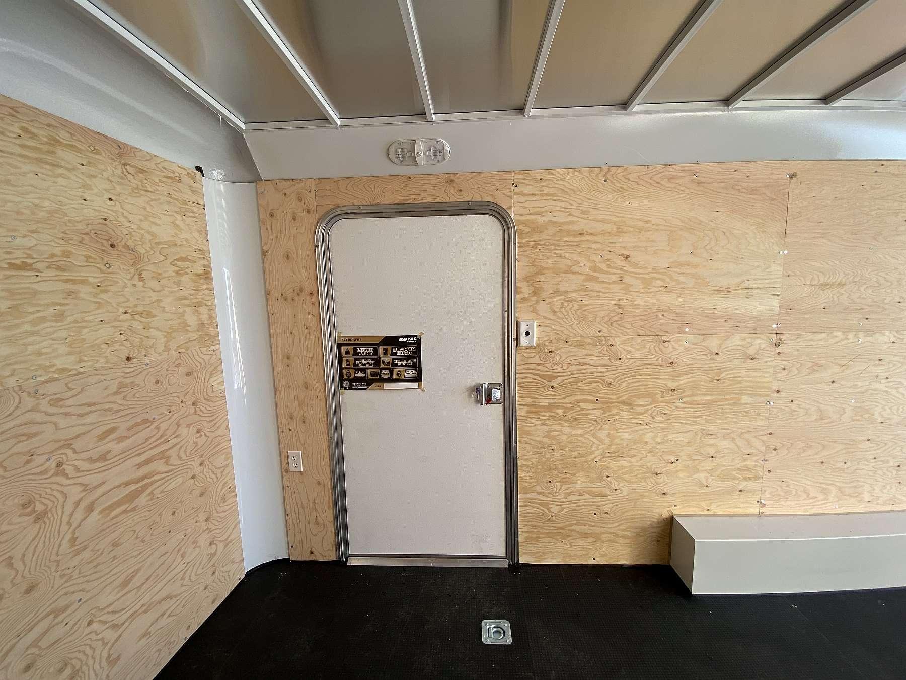 2026 Royal 8.5'x16' Commercial Enclosed Cargo Trailer