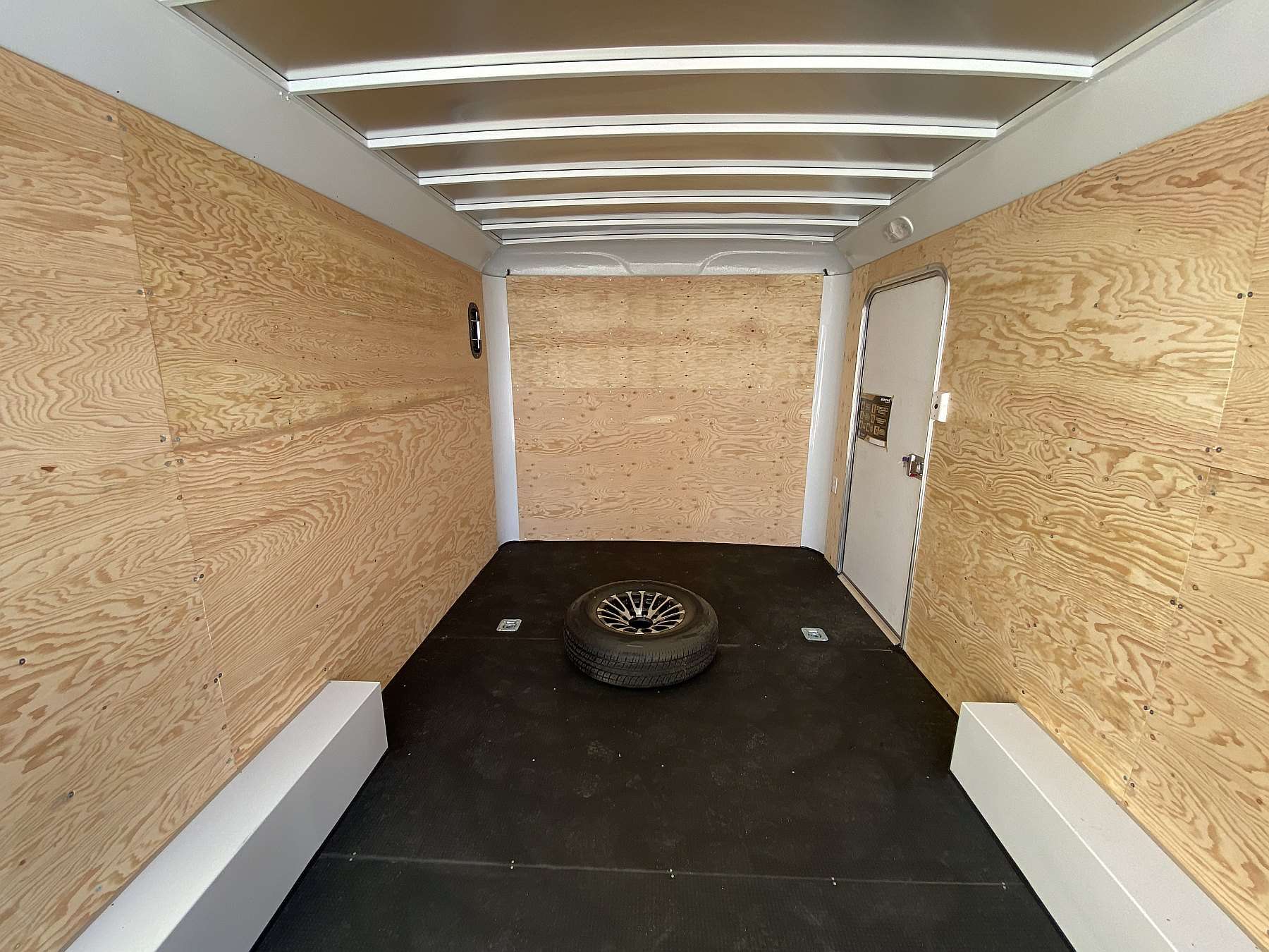 2026 Royal 8.5'x16' Commercial Enclosed Cargo Trailer