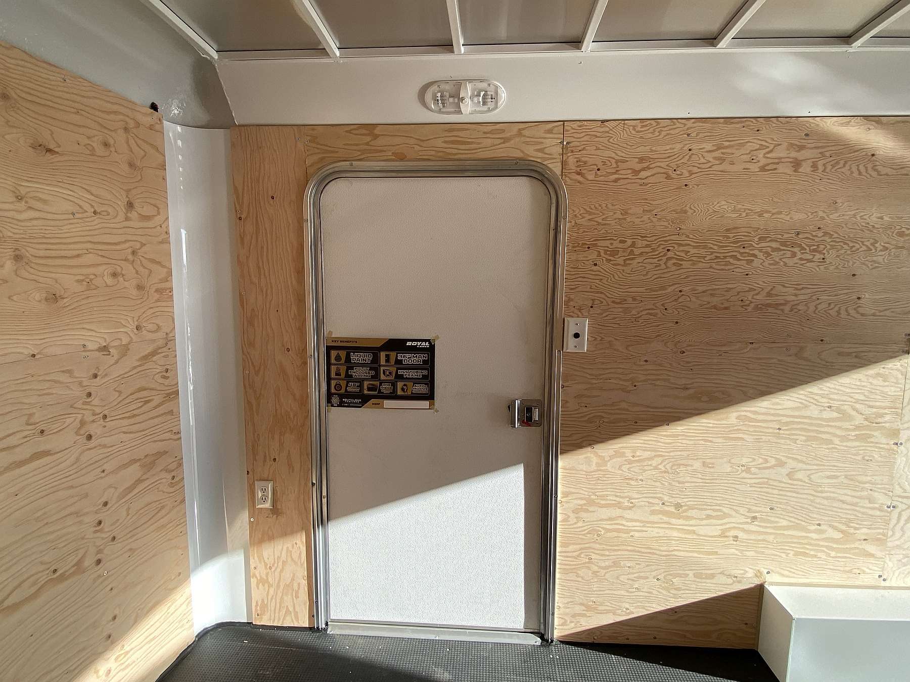 2026 Royal 8.5'x16' Commercial Enclosed Cargo Trailer