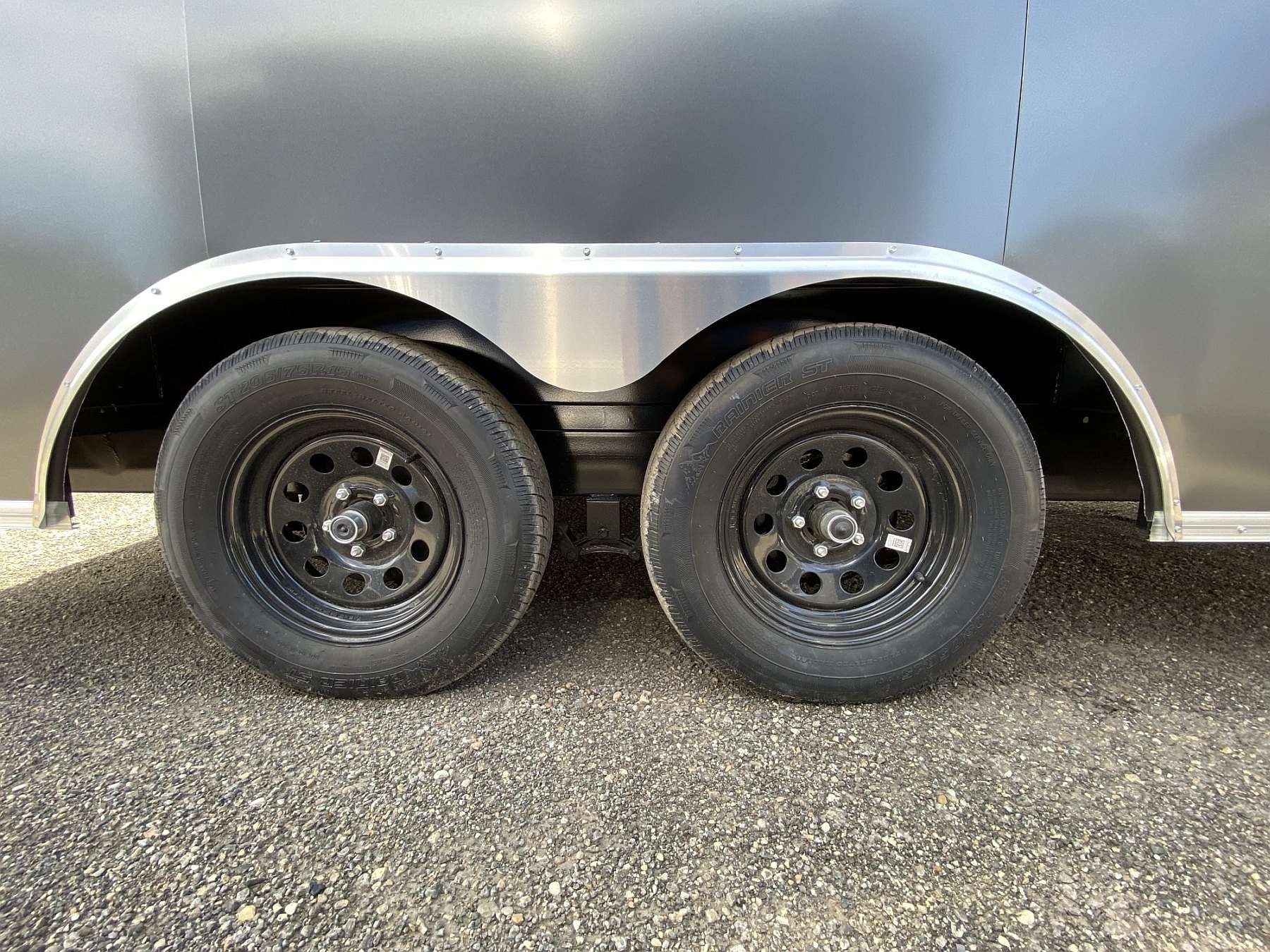 2026 Royal 8.5'x18' Cargo w/ 35K Axles & Dovetail