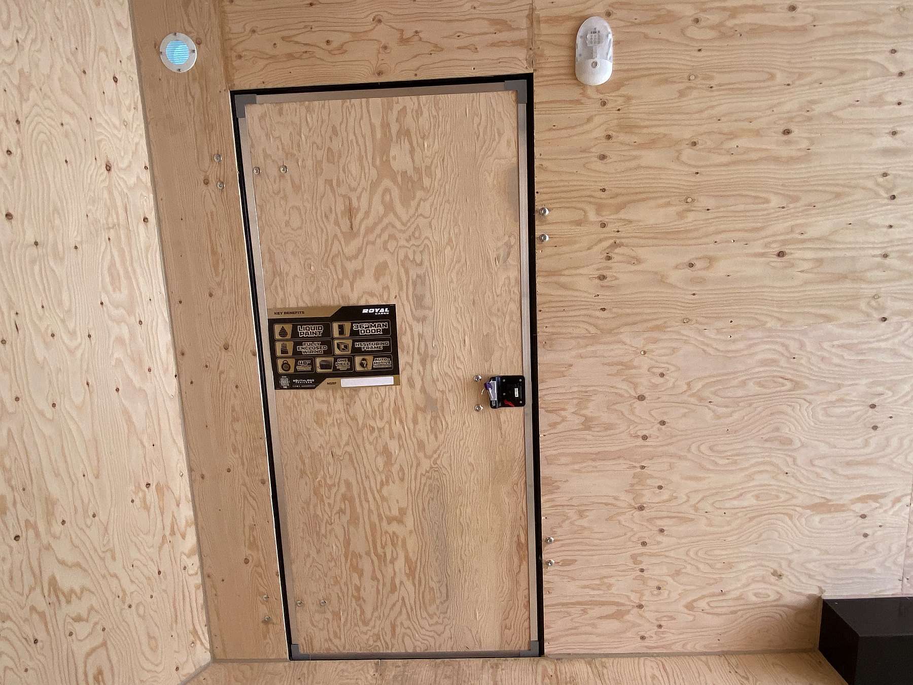 2026 Royal 8.5'x18' Cargo w/ Axle Upgrade & Extra Height