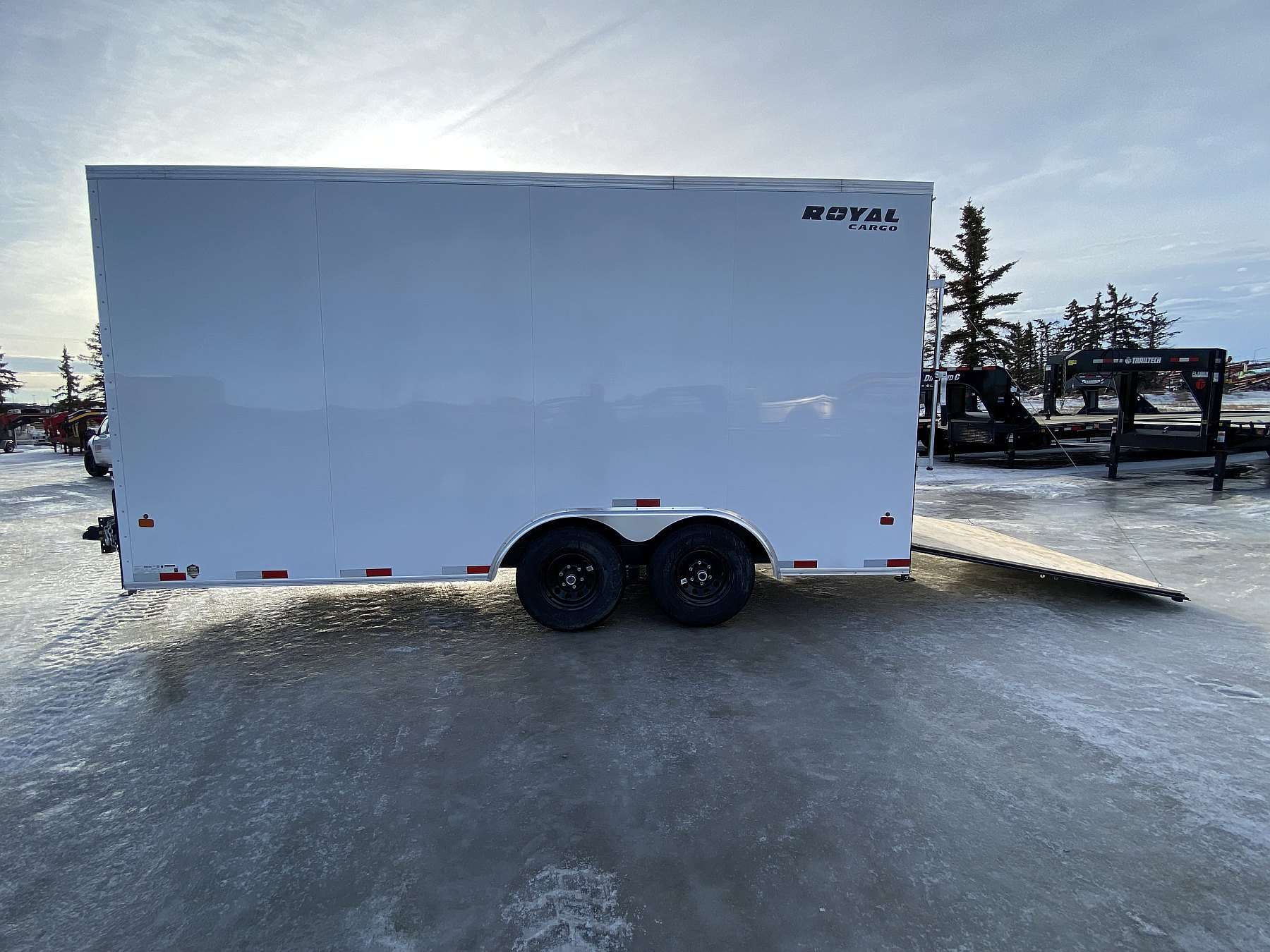 2026 Royal 8.5'x18' Enclosed Cargo Trailer w/ Dovetail