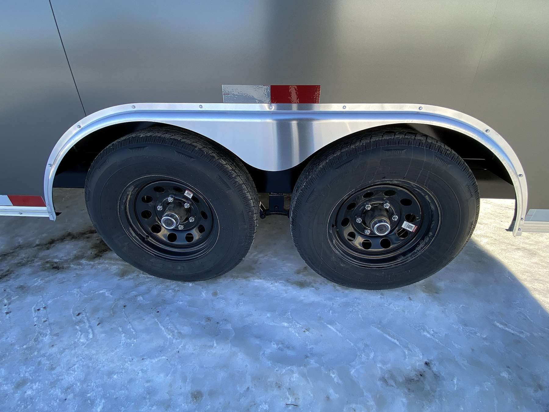 2026 Royal 8.5'x18' Enclosed Cargo Trailer w/ Dovetail