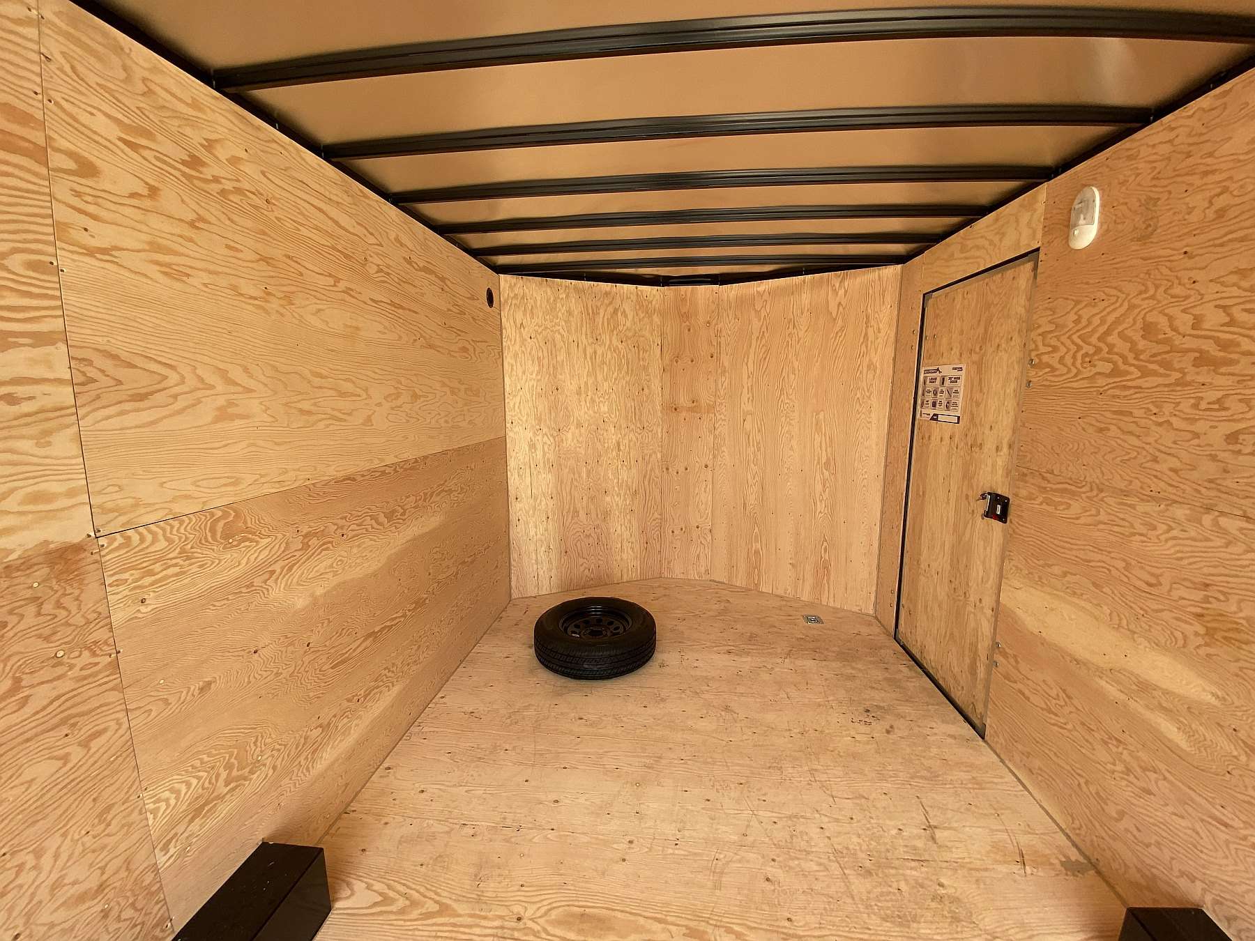 2026 Royal 8.5'x18' Enclosed Cargo w/ Dovetail & 35K Axles